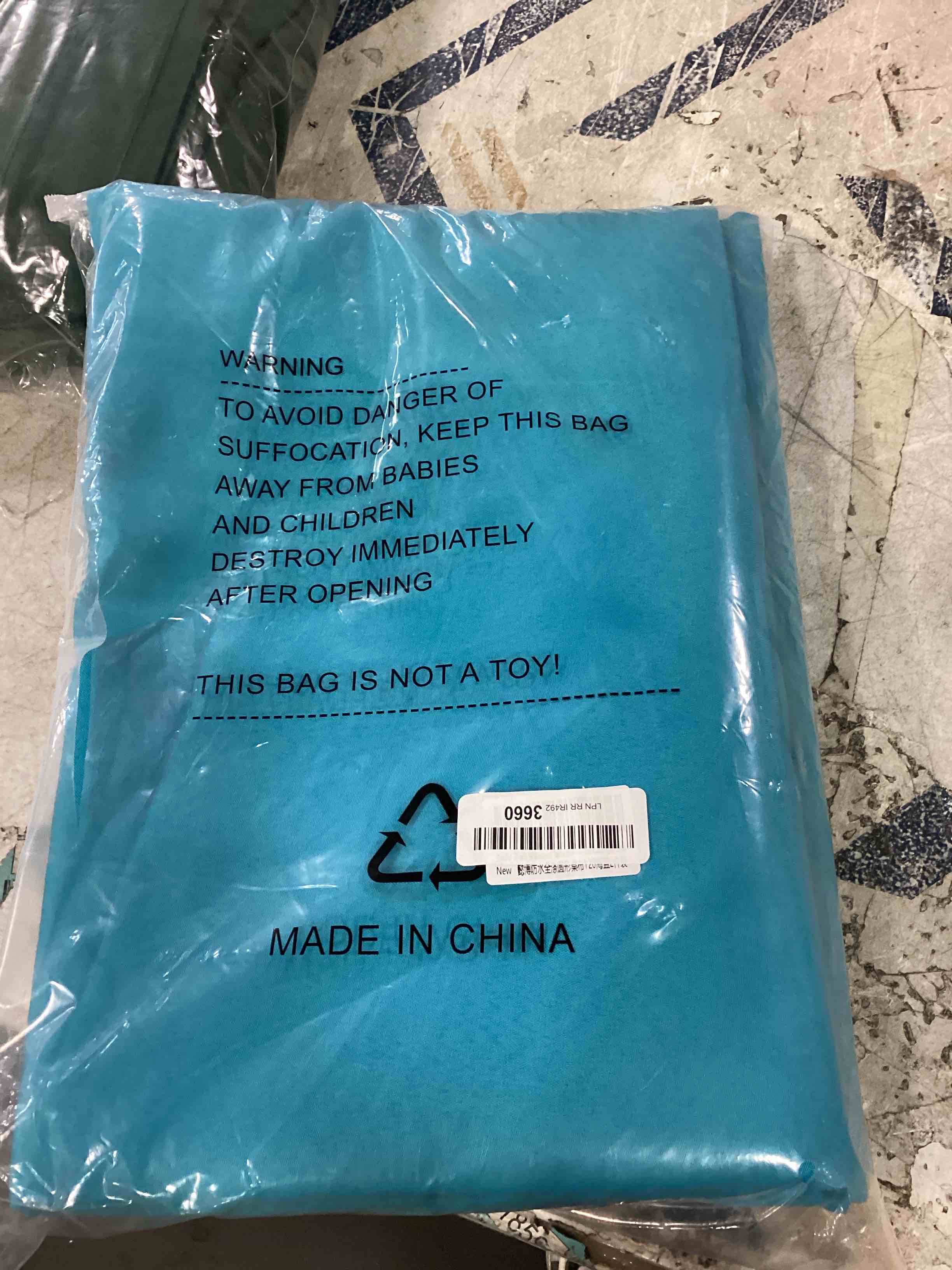 https://s3.amazonaws.com/lotting-images-prod/bidfta/BLU6659167_1720186740264.jpeg