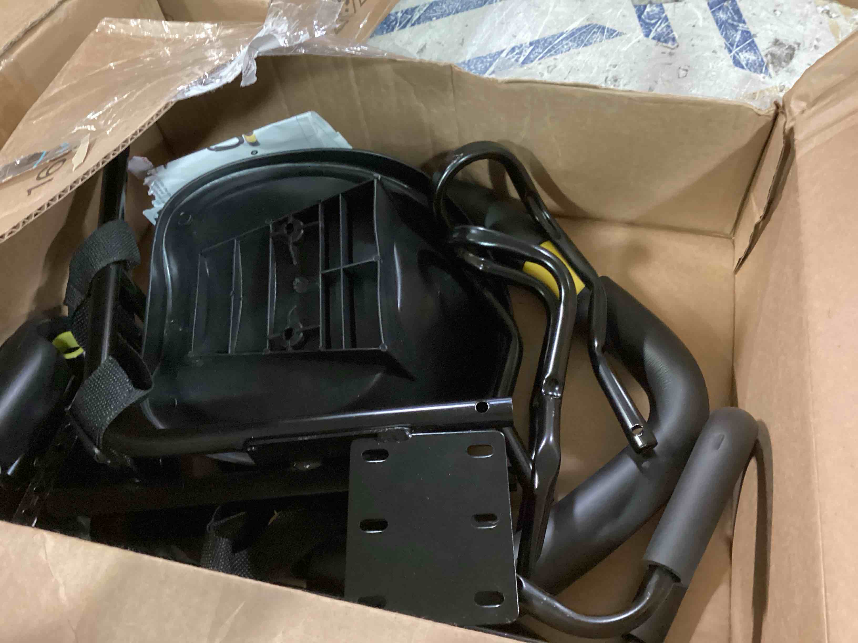 https://s3.amazonaws.com/lotting-images-prod/bidfta/BLU6659218_1720192729295.jpeg