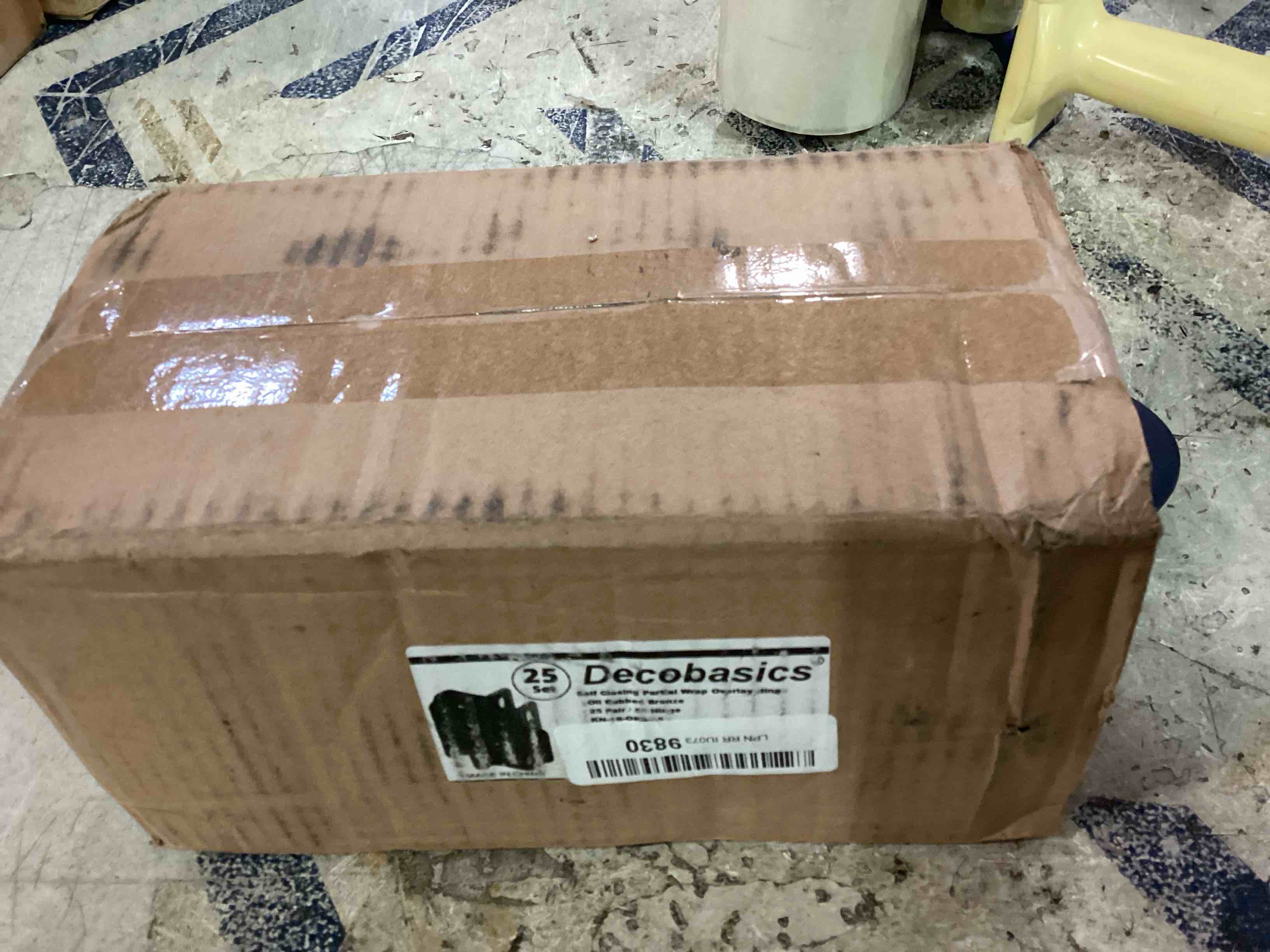https://s3.amazonaws.com/lotting-images-prod/bidfta/BLU6659252_1720197365396.jpeg