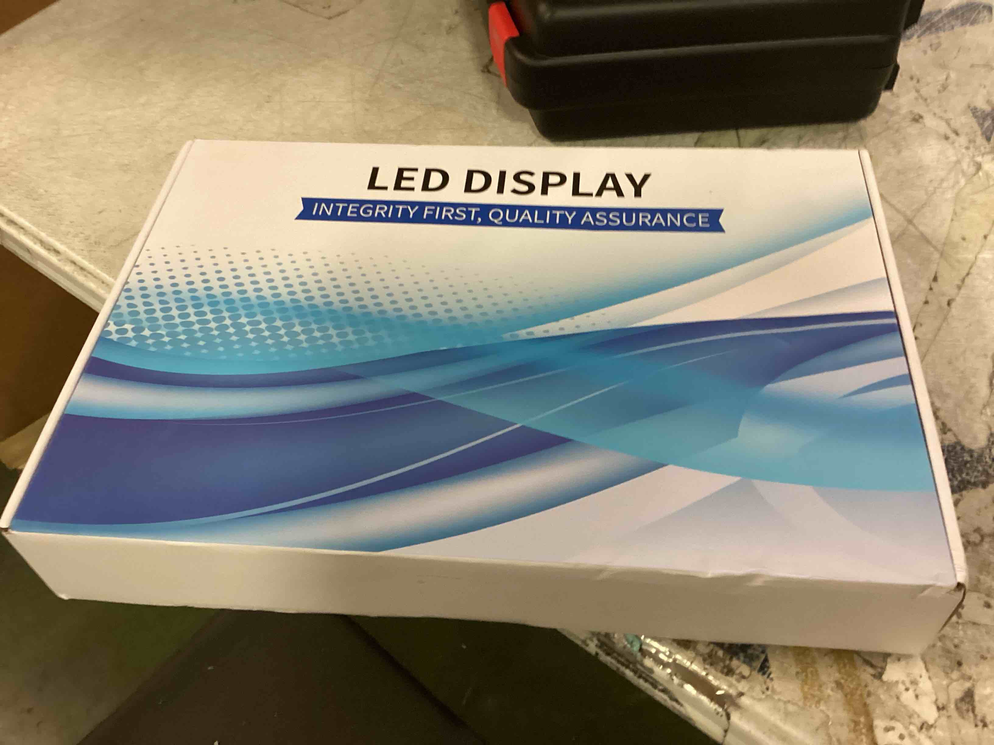 https://s3.amazonaws.com/lotting-images-prod/bidfta/BLU6659260_1720198282468.jpeg