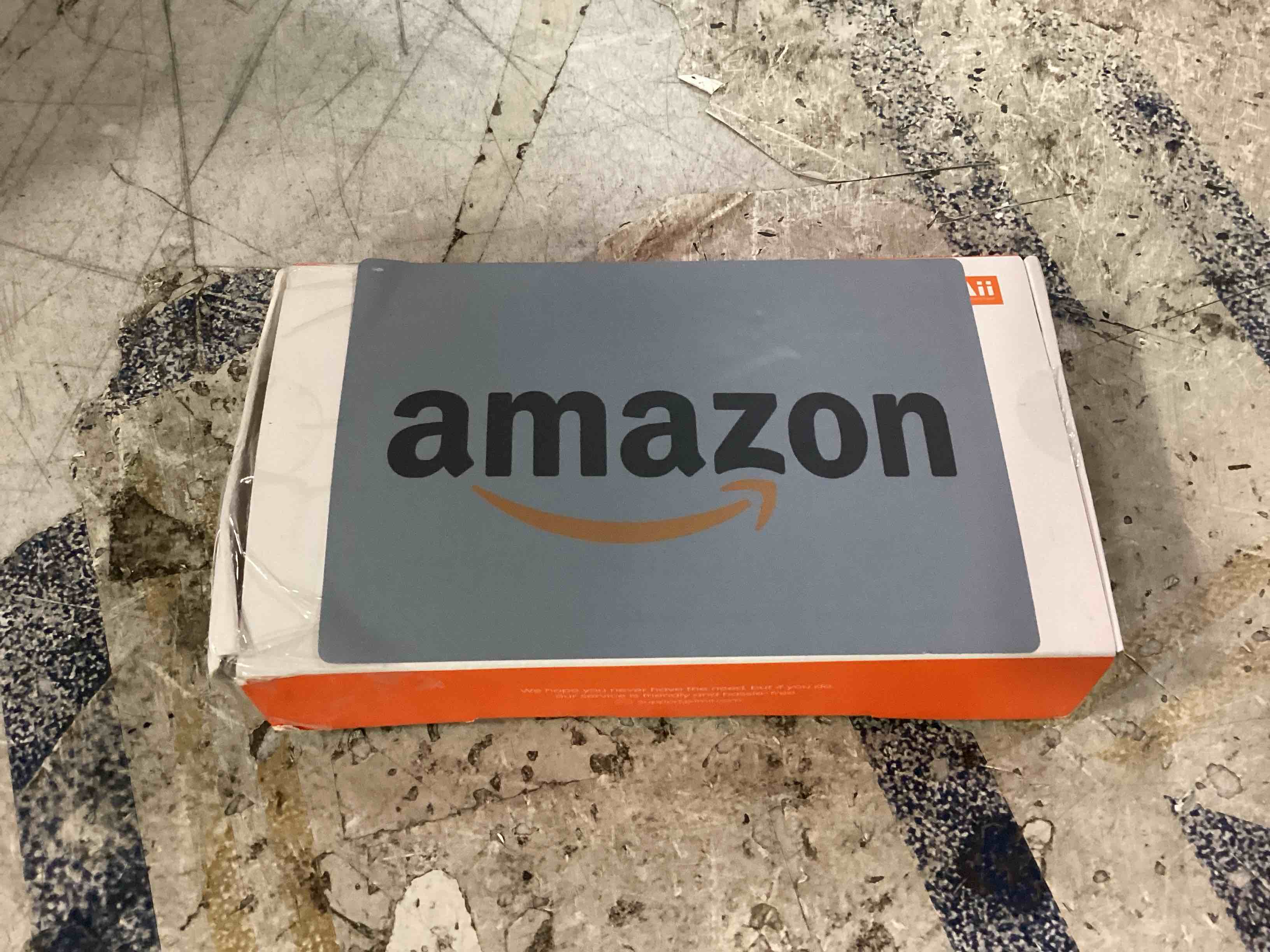 https://s3.amazonaws.com/lotting-images-prod/bidfta/BLU6659419_1720441634685.jpeg