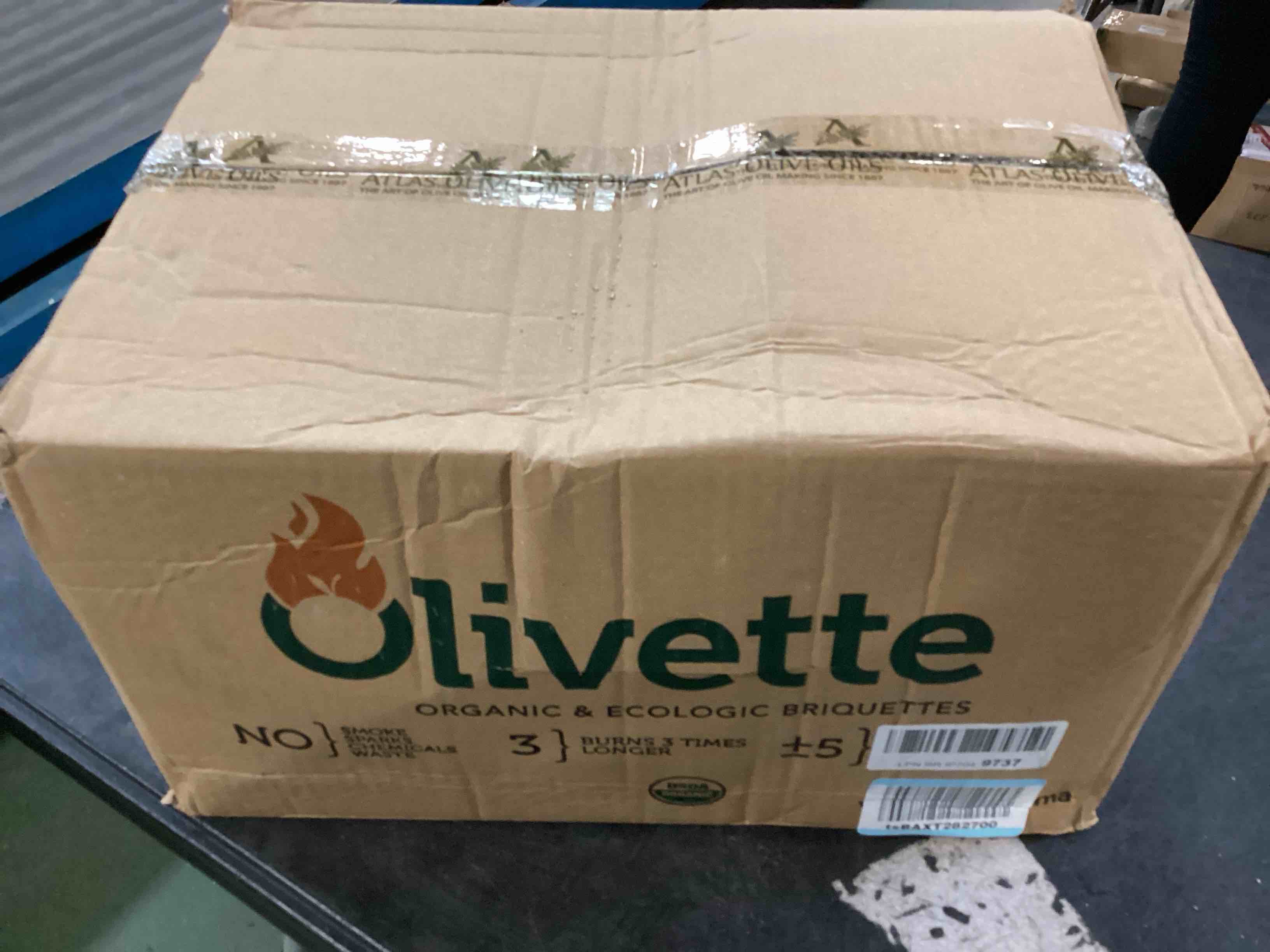 https://s3.amazonaws.com/lotting-images-prod/bidfta/BLU6659486_1720449448892.jpeg
