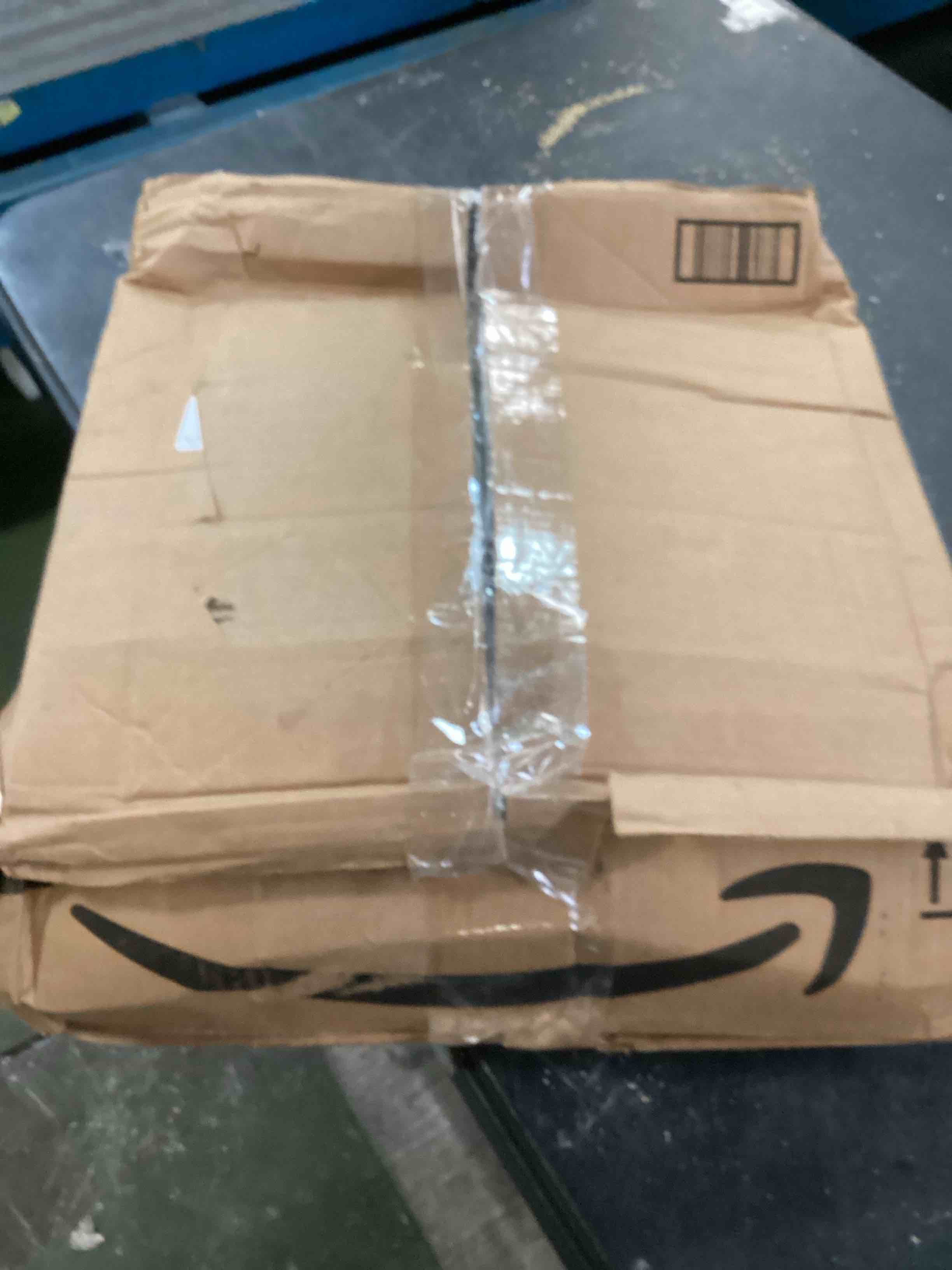 https://s3.amazonaws.com/lotting-images-prod/bidfta/BLU6659494_1720450288781.jpeg