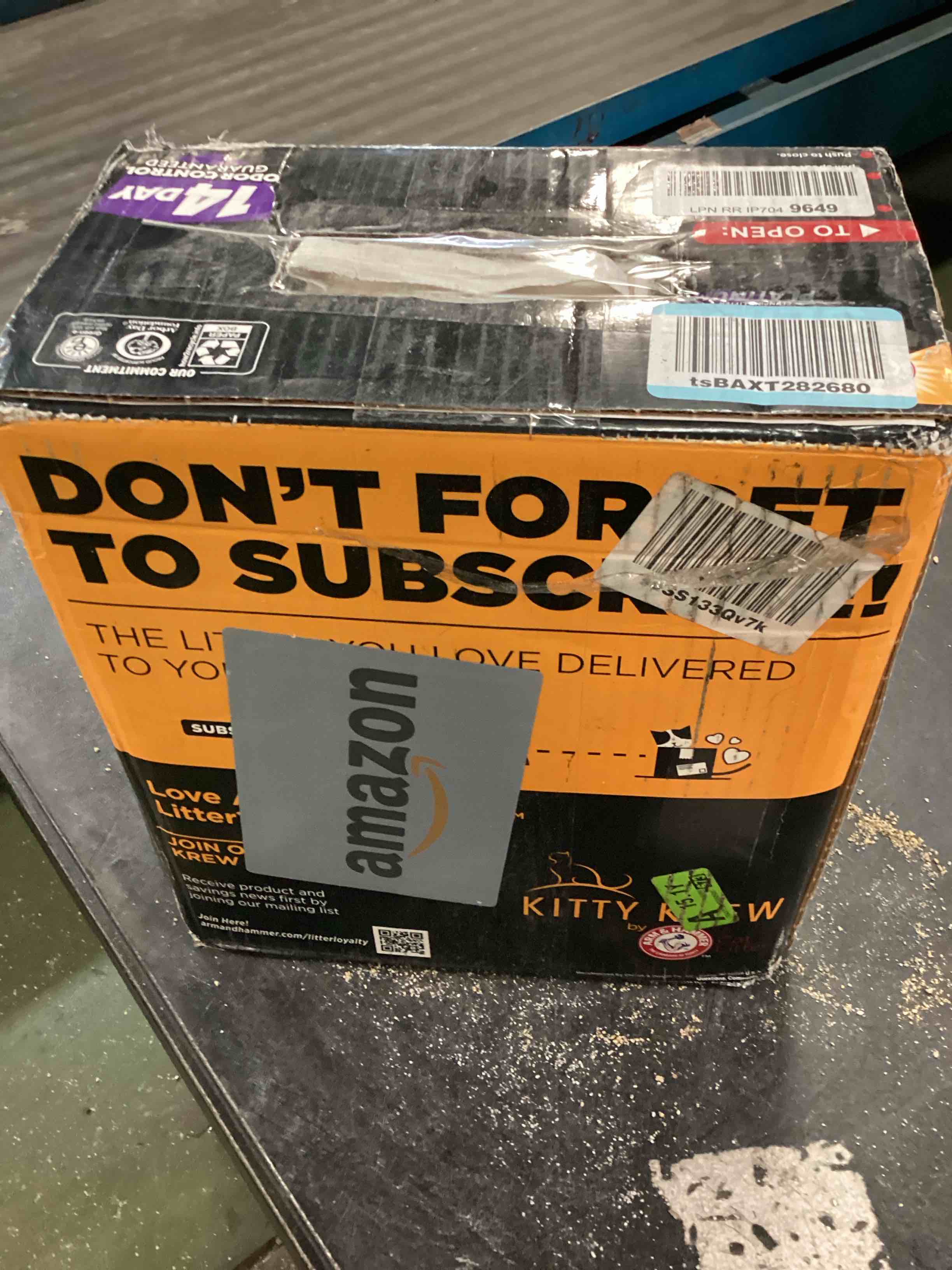 https://s3.amazonaws.com/lotting-images-prod/bidfta/BLU6659497_1720450704794.jpeg