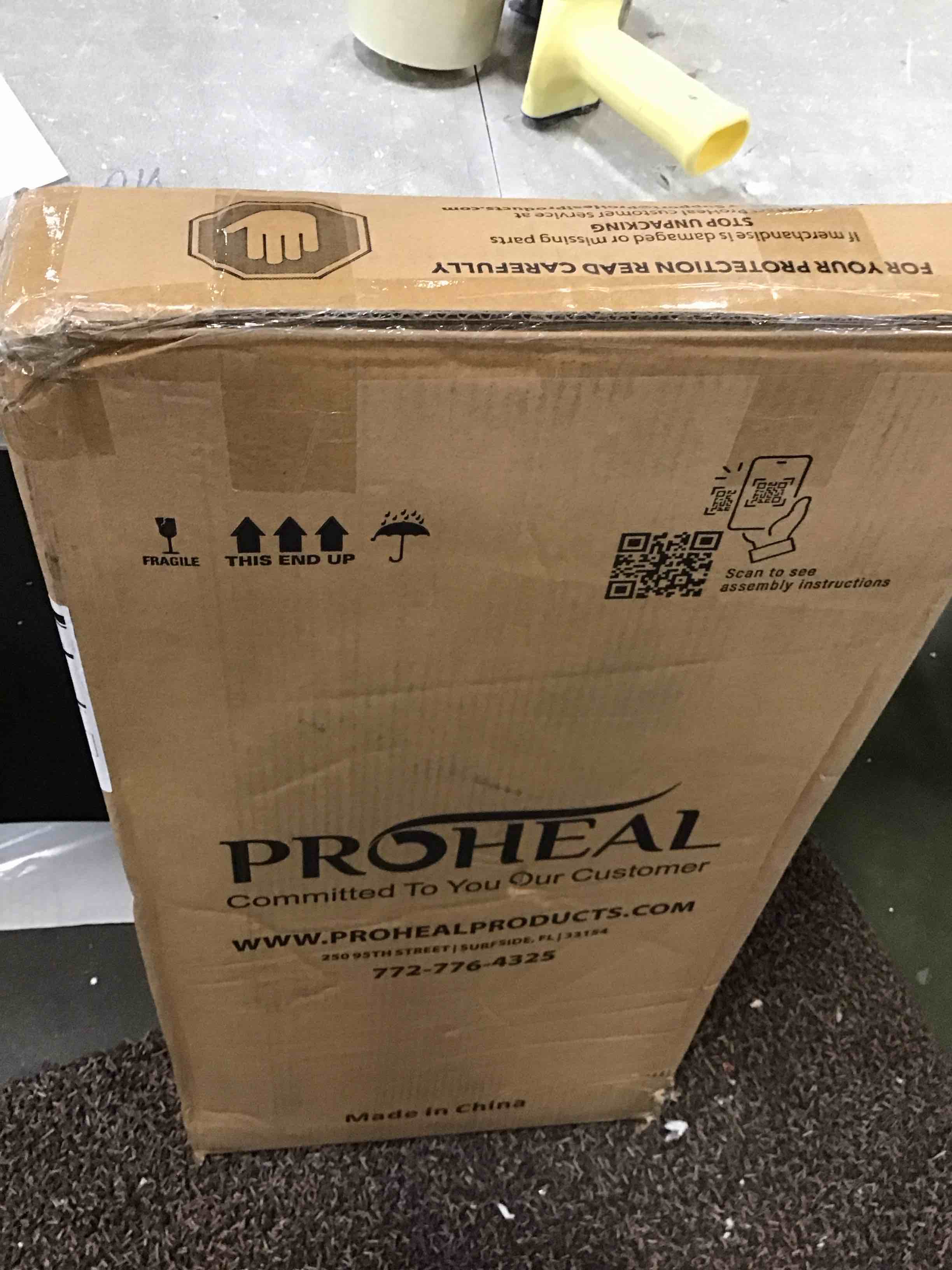 https://s3.amazonaws.com/lotting-images-prod/bidfta/BLU6659696_1720529910326.jpeg