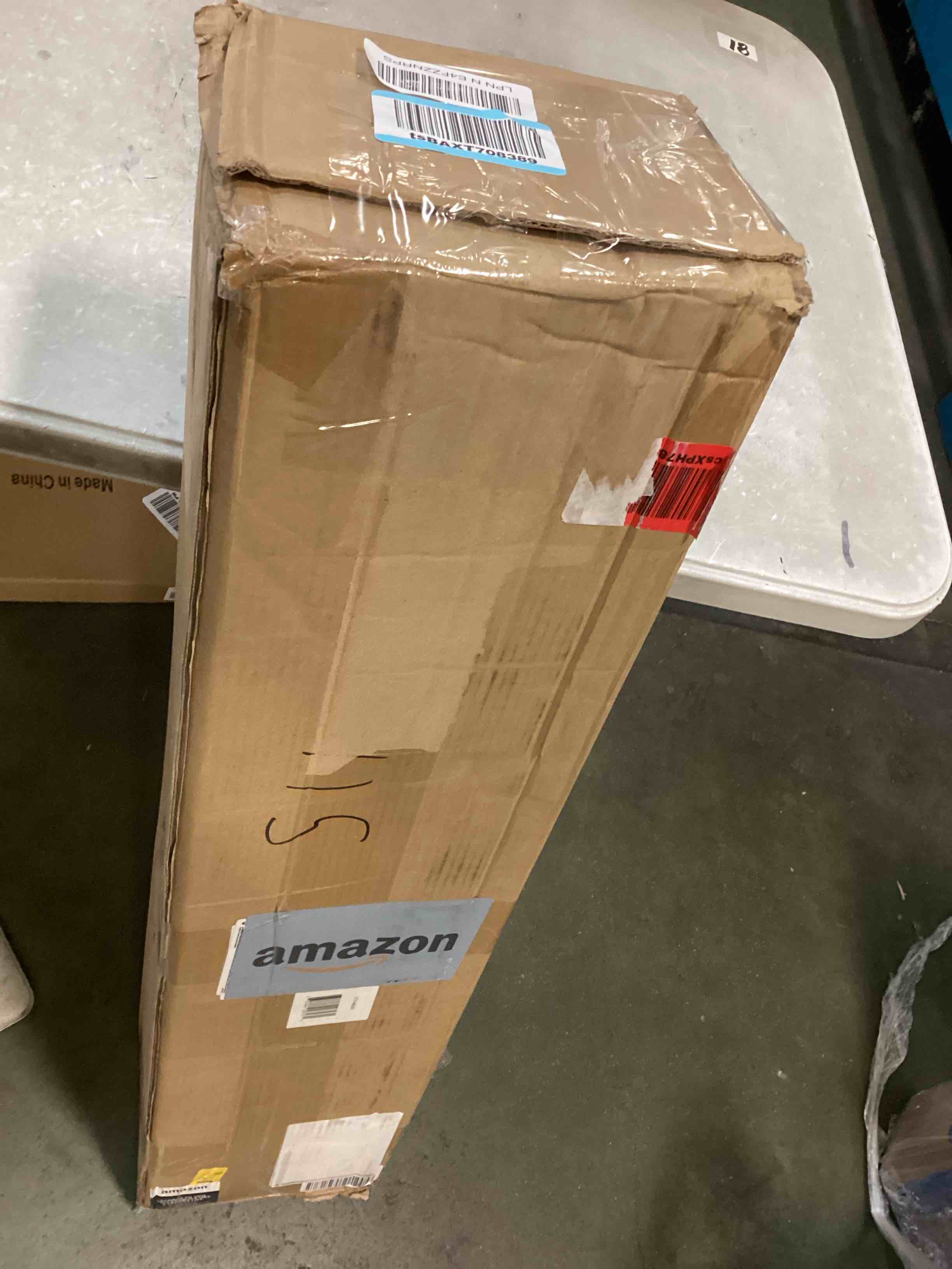https://s3.amazonaws.com/lotting-images-prod/bidfta/BLU6660054_1720618115544.jpeg