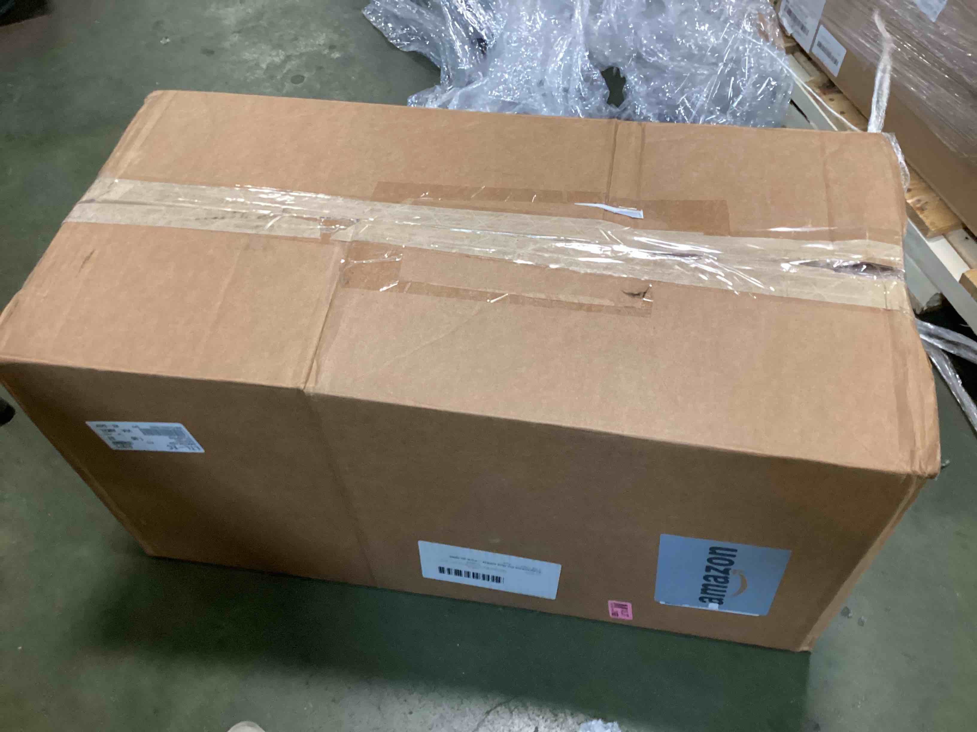 https://s3.amazonaws.com/lotting-images-prod/bidfta/BLU6660060_1720618847427.jpeg