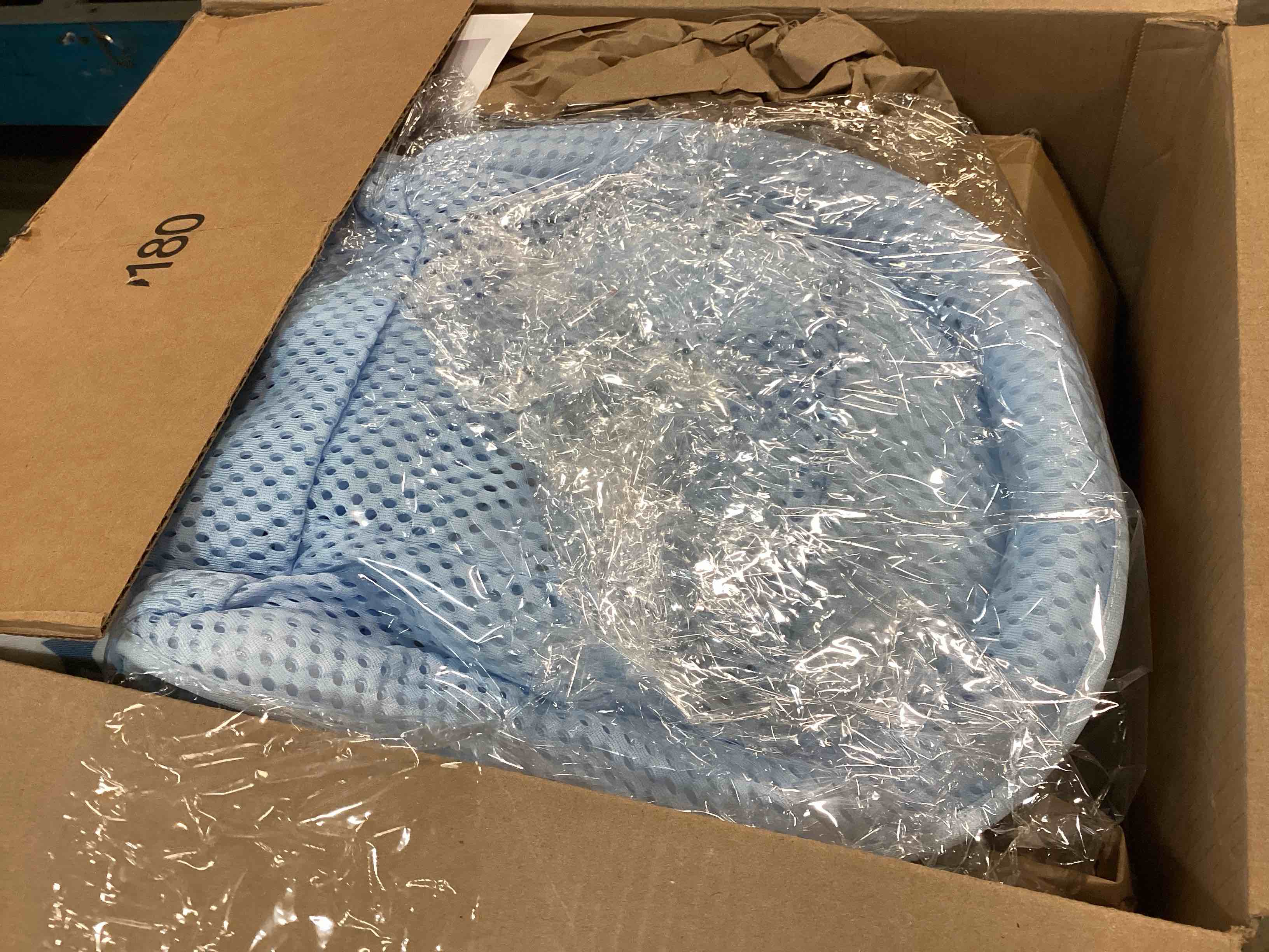 https://s3.amazonaws.com/lotting-images-prod/bidfta/BLU6660081_1720622588040.jpeg