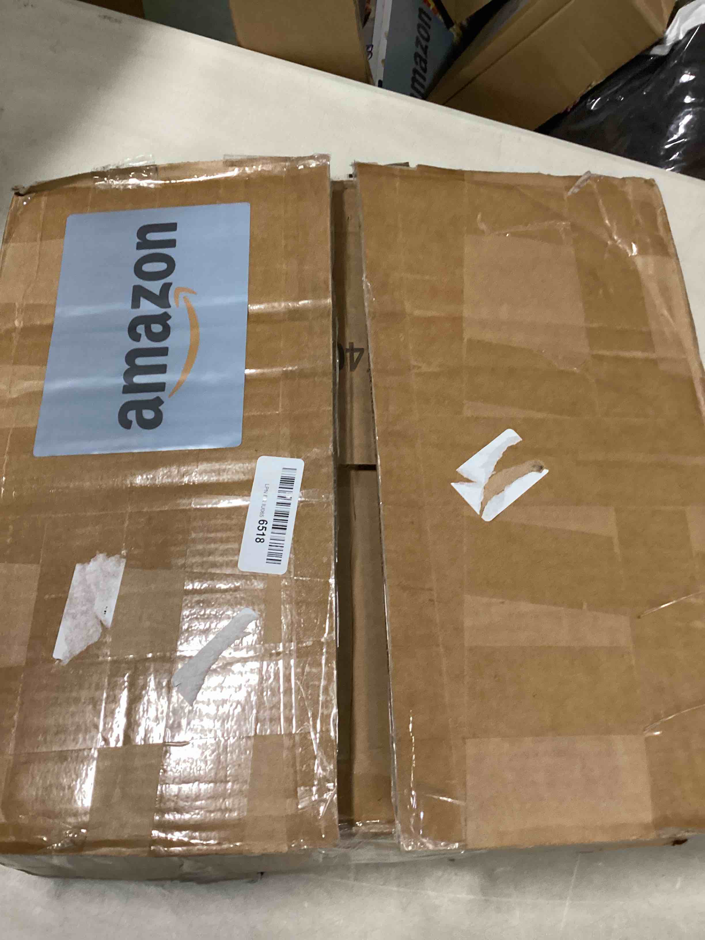 https://s3.amazonaws.com/lotting-images-prod/bidfta/BLU6660633_1720207409265.jpeg