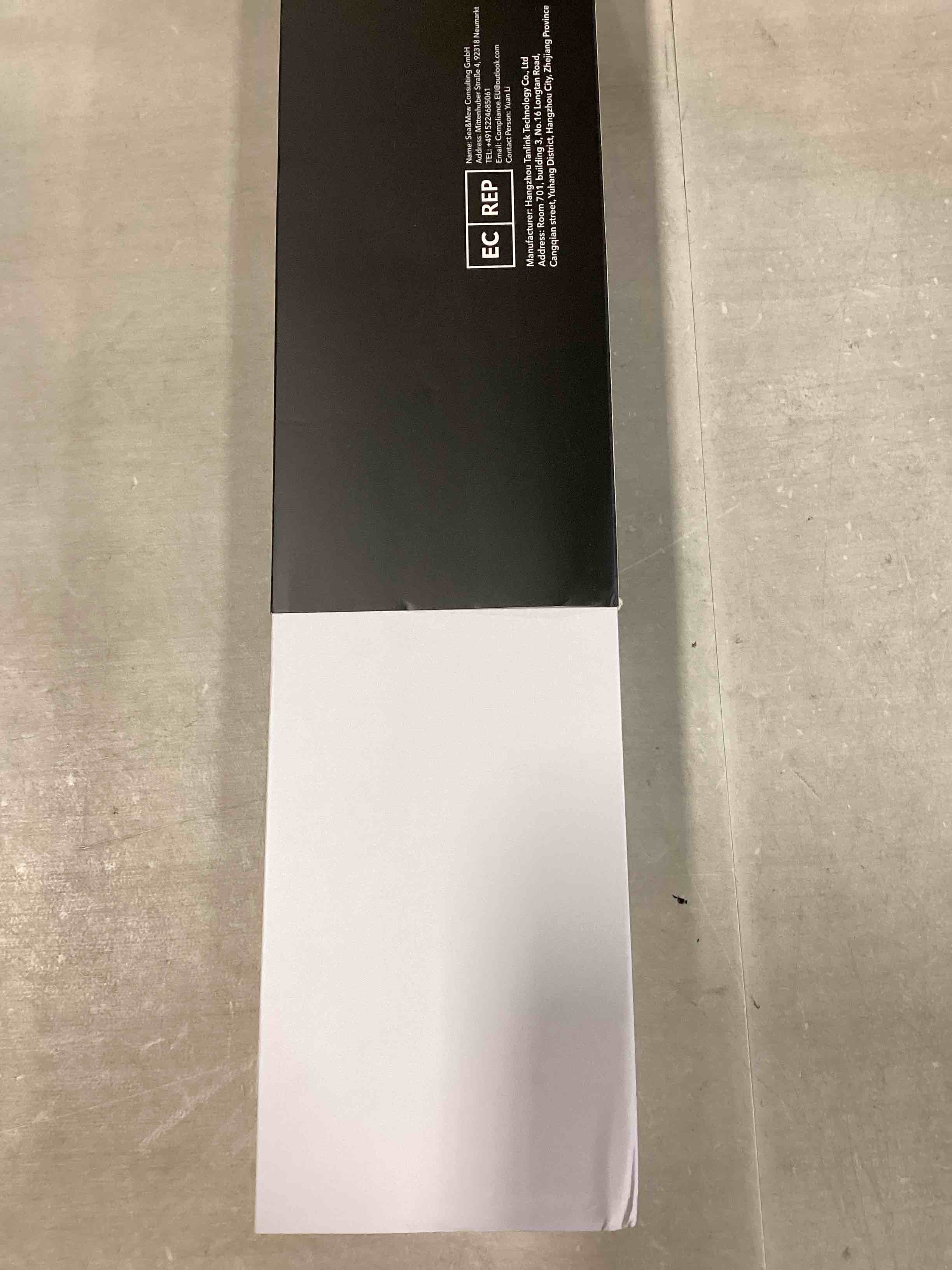 https://s3.amazonaws.com/lotting-images-prod/bidfta/BLU6661072_1720537159560.jpeg