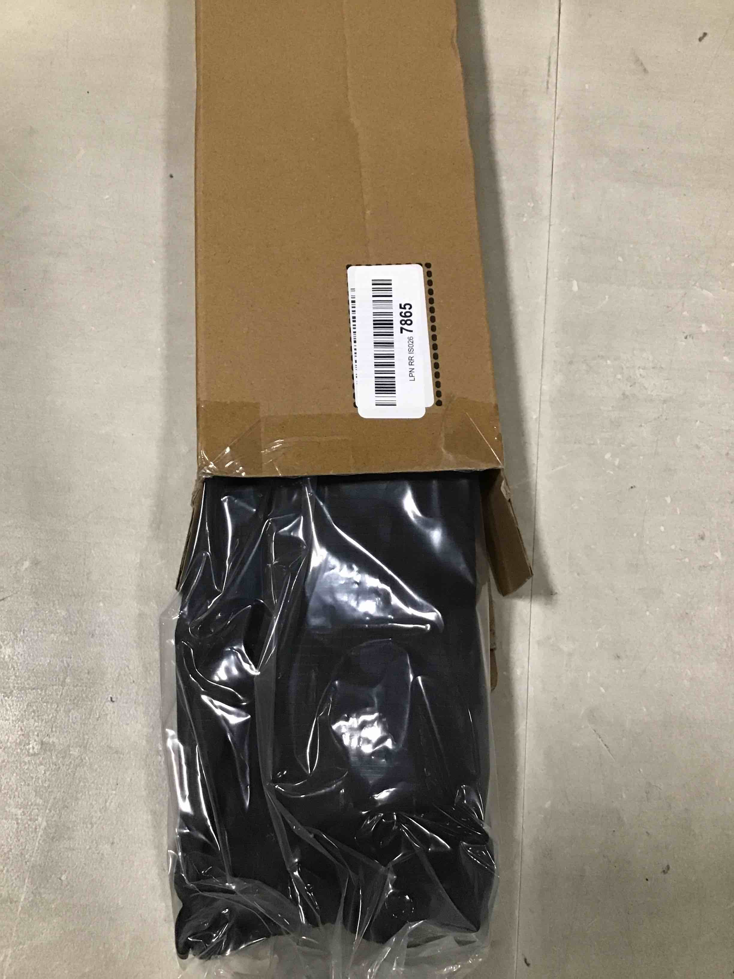 https://s3.amazonaws.com/lotting-images-prod/bidfta/BLU6661385_1720624142196.jpeg
