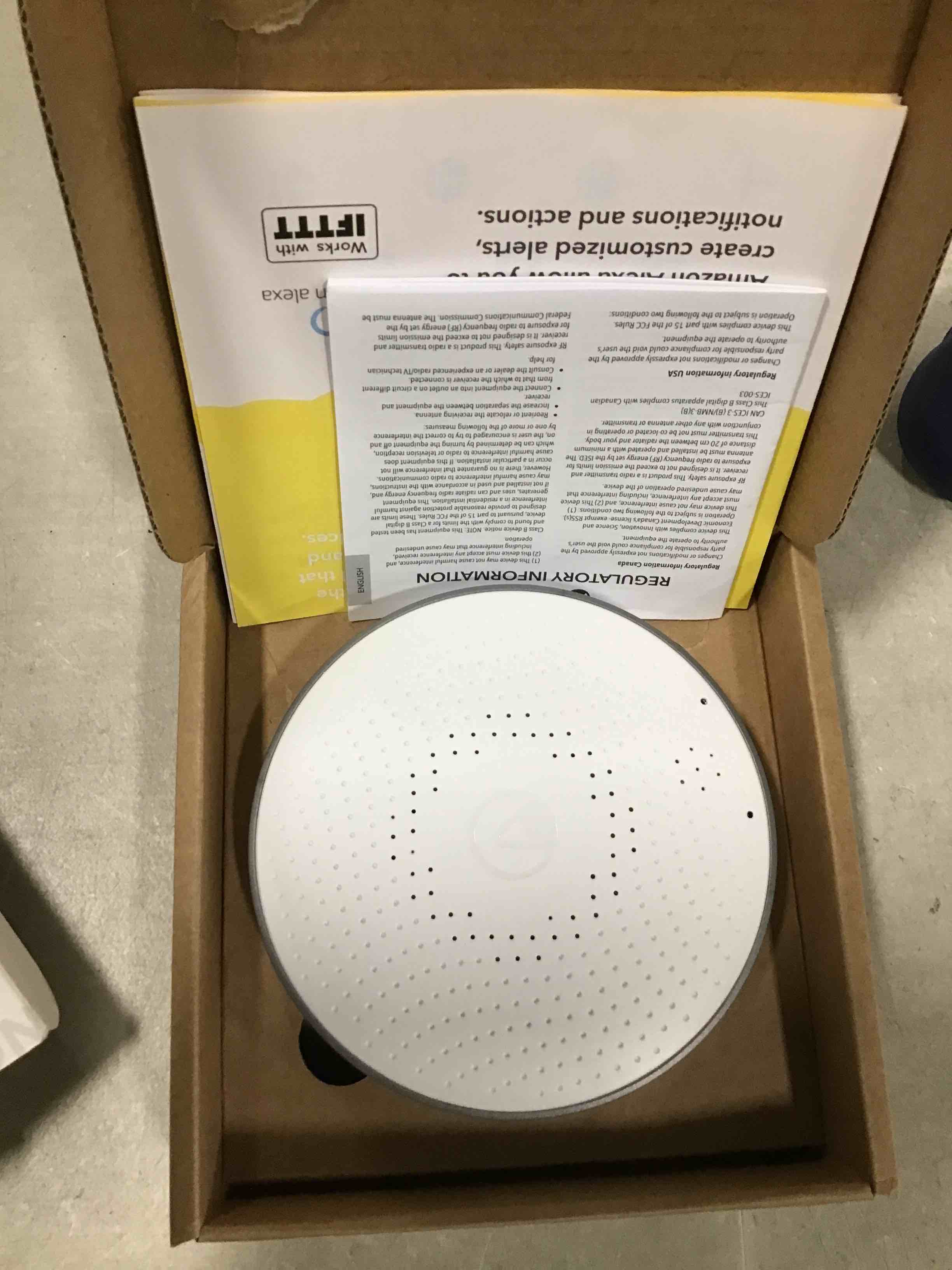 https://s3.amazonaws.com/lotting-images-prod/bidfta/BLU6661416_1720626680823.jpeg