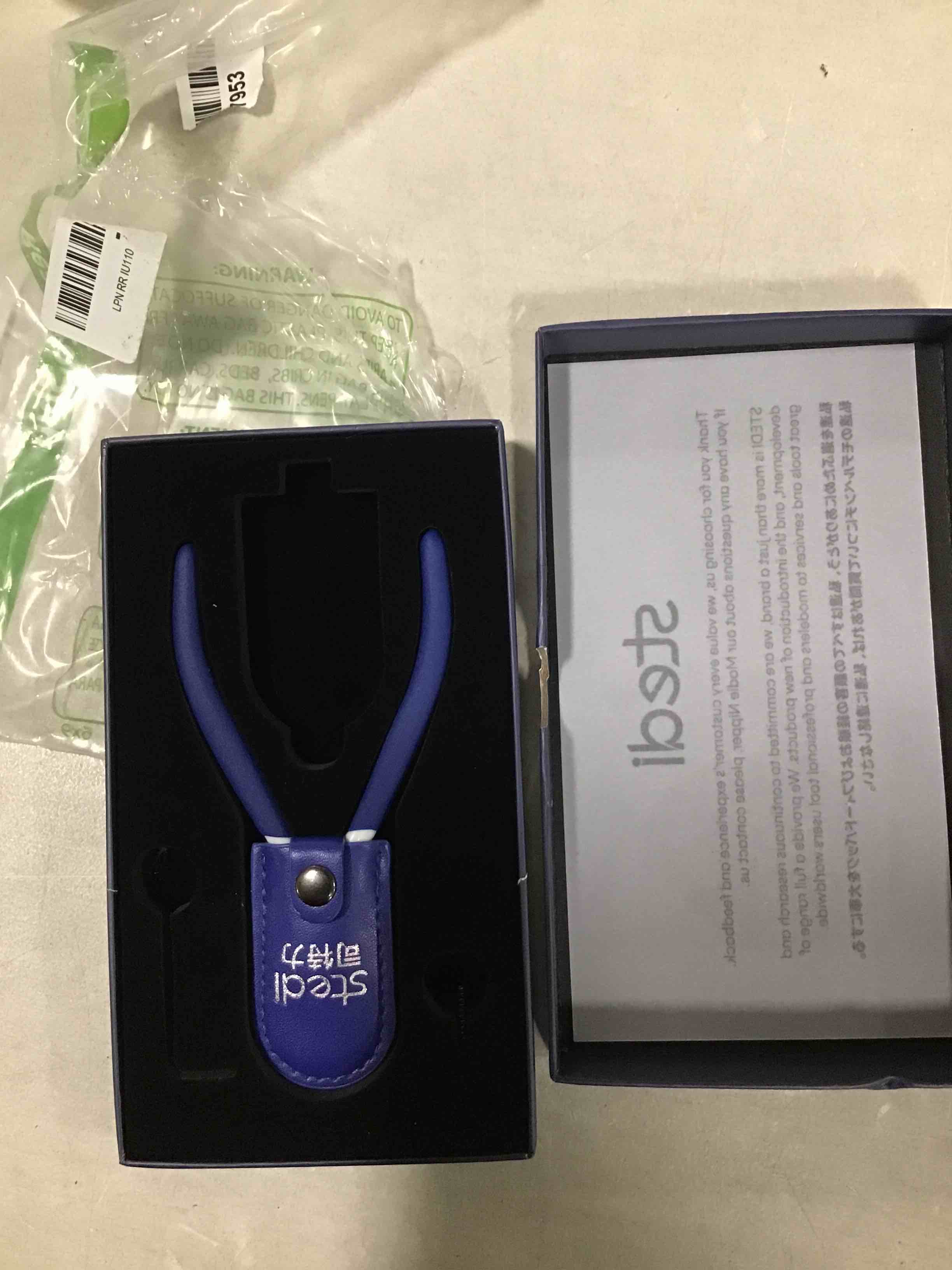 https://s3.amazonaws.com/lotting-images-prod/bidfta/BLU6661421_1720627007296.jpeg