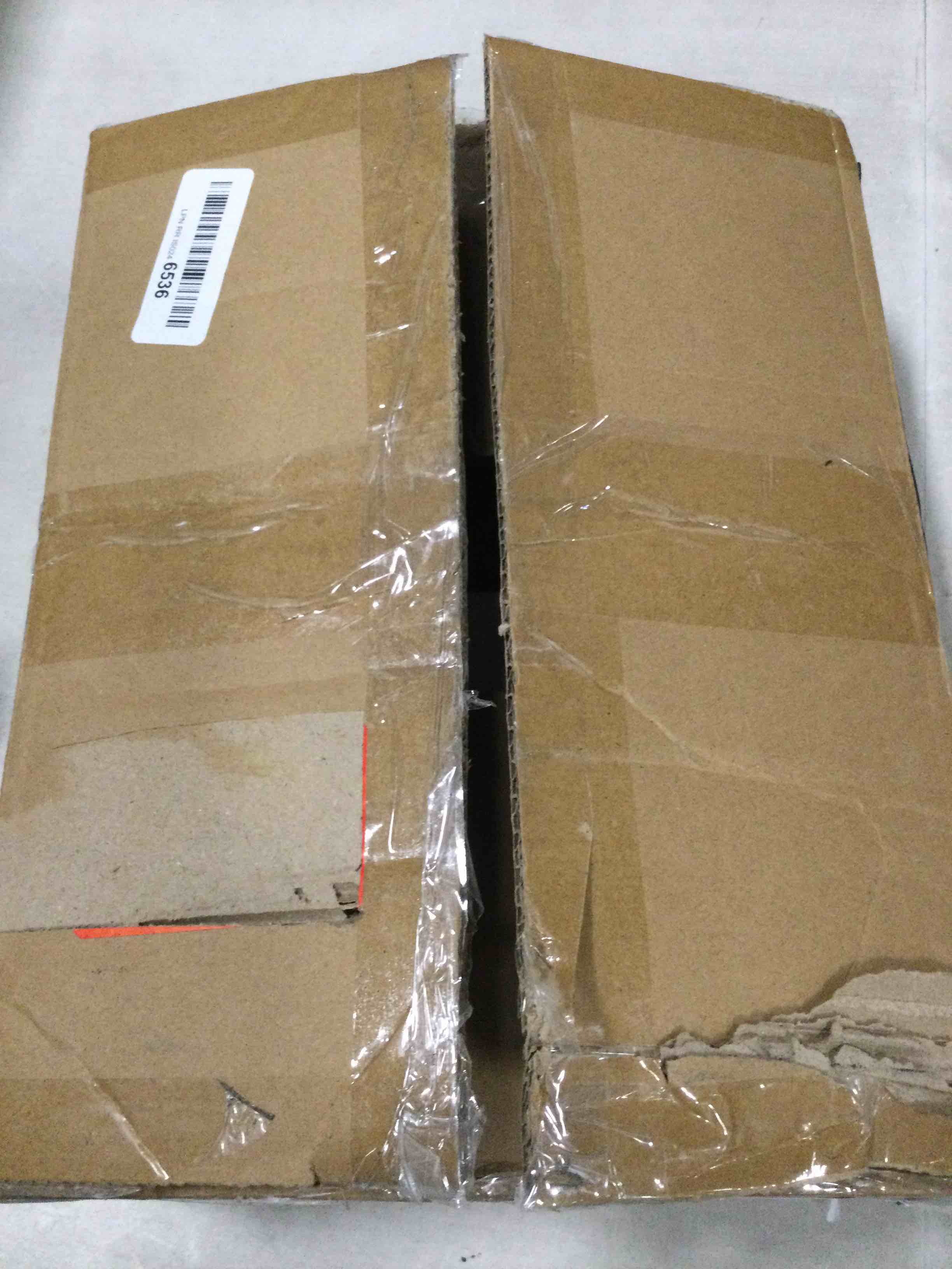https://s3.amazonaws.com/lotting-images-prod/bidfta/BLU6661478_1720635977310.jpeg