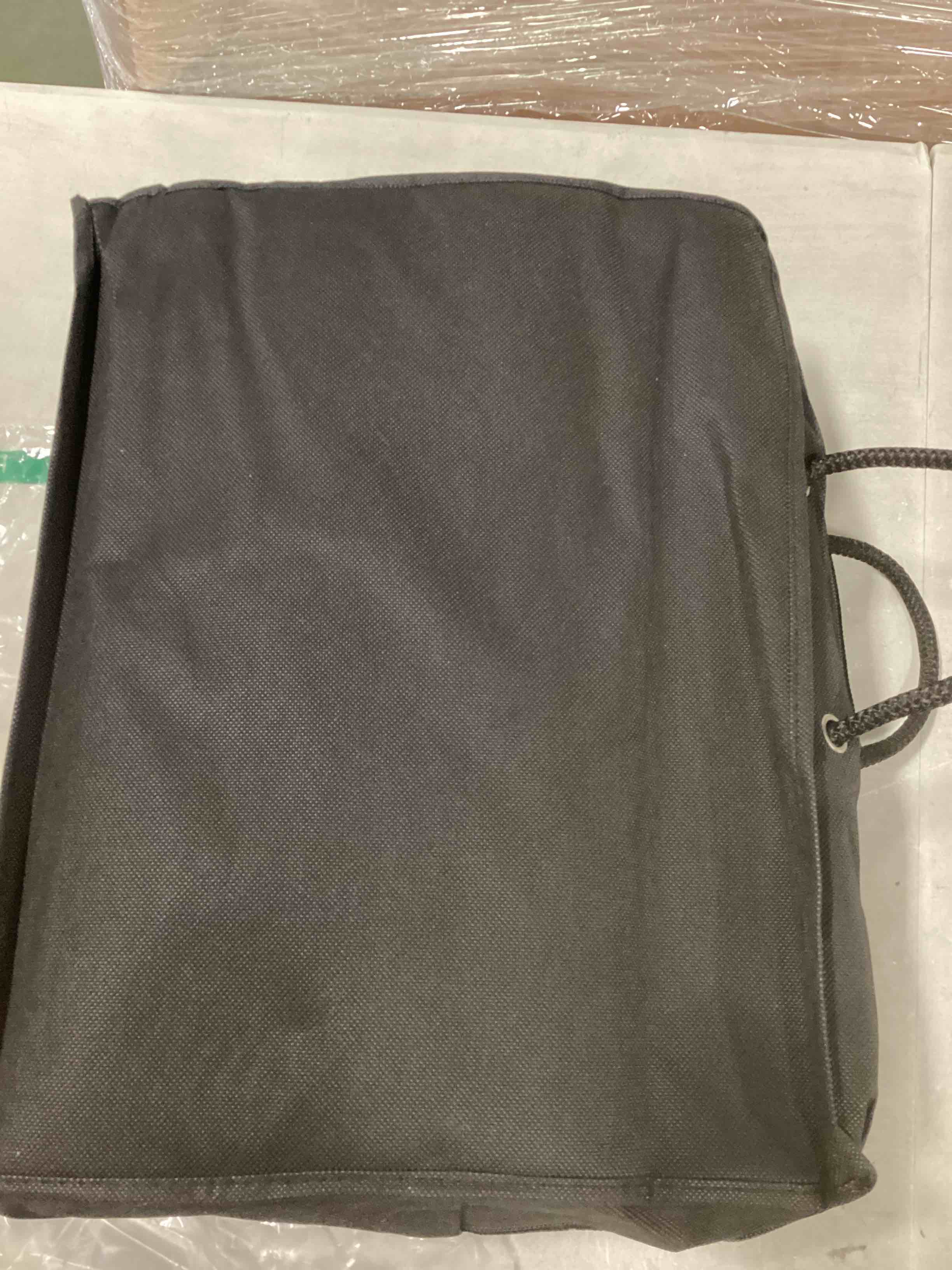 https://s3.amazonaws.com/lotting-images-prod/bidfta/BLU6661567_1720703615223.jpeg