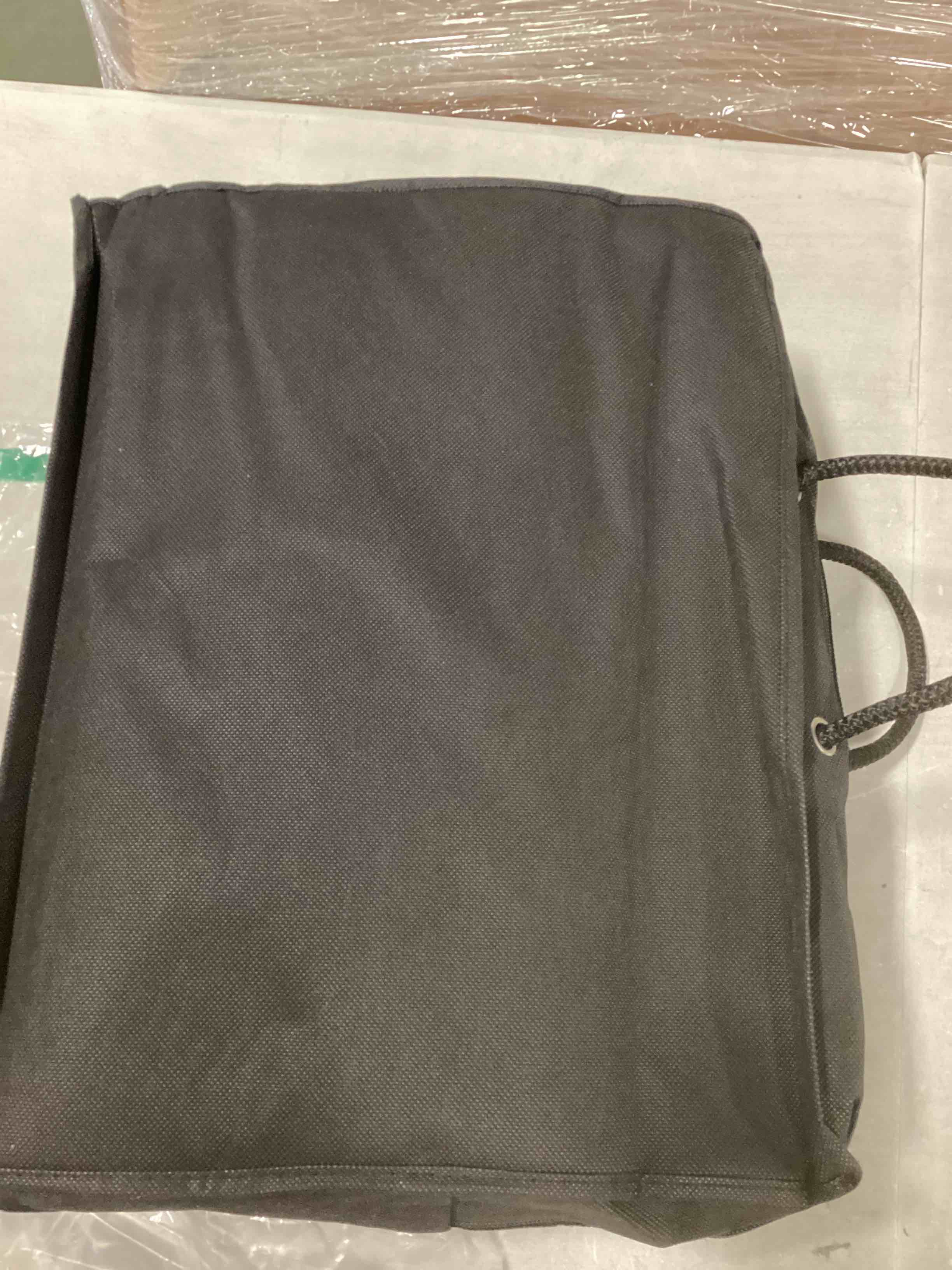 https://s3.amazonaws.com/lotting-images-prod/bidfta/BLU6661567_1720703616297.jpeg