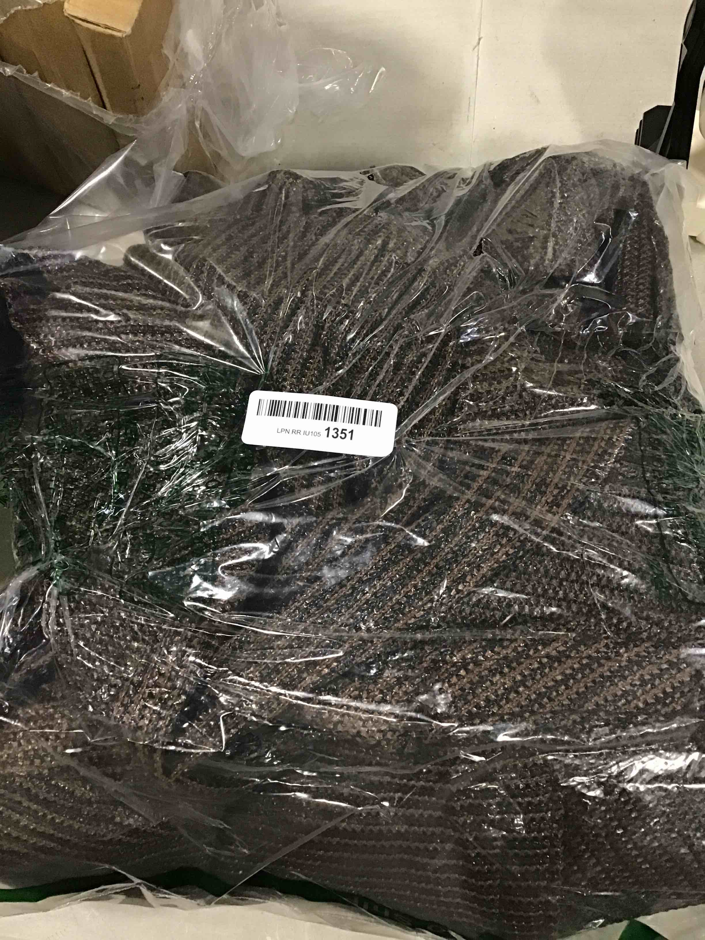 https://s3.amazonaws.com/lotting-images-prod/bidfta/BLU6661775_1720804274968.jpeg