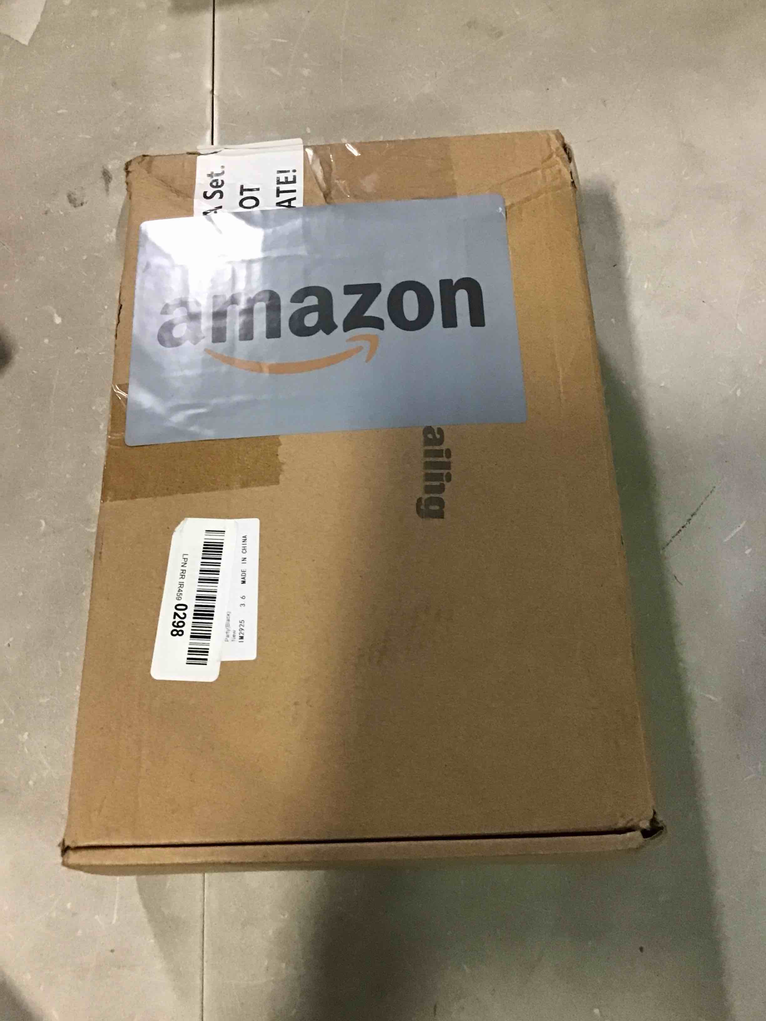 https://s3.amazonaws.com/lotting-images-prod/bidfta/BLU6662303_1719578754682.jpeg