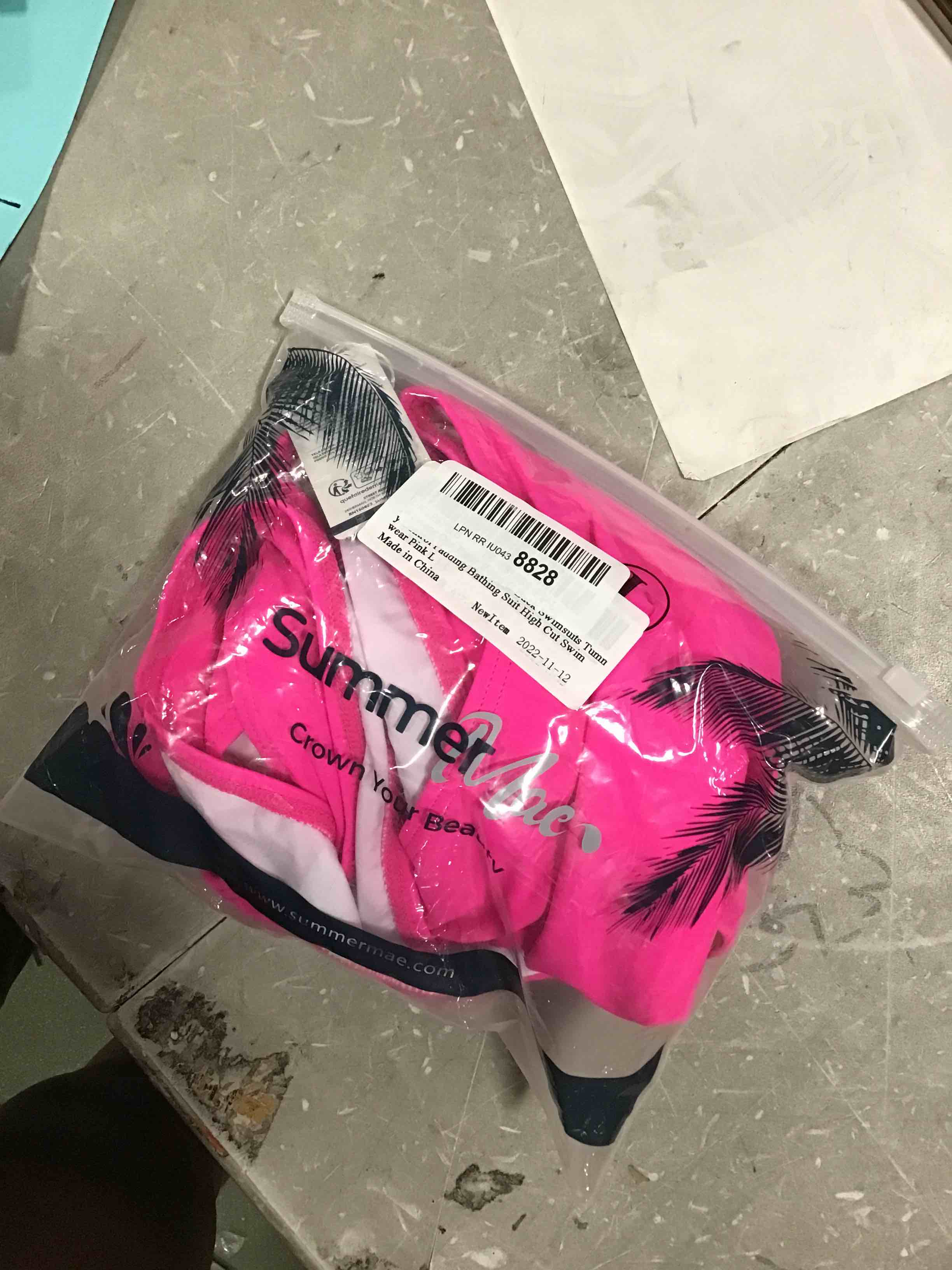 https://s3.amazonaws.com/lotting-images-prod/bidfta/BLU6662502_1719944568294.jpeg