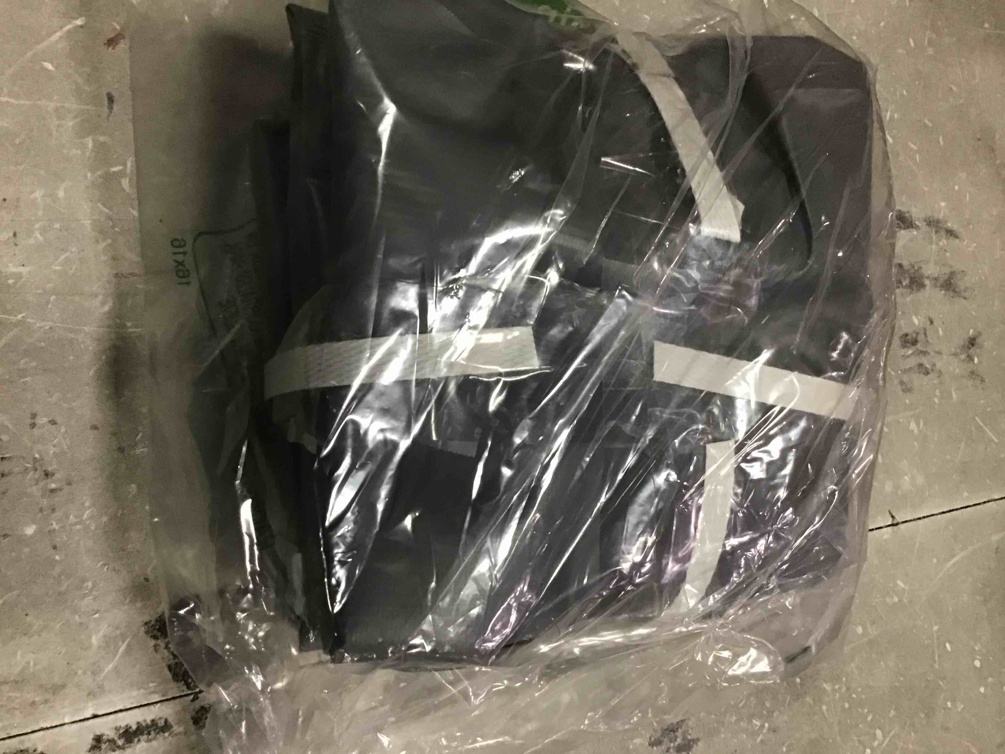 https://s3.amazonaws.com/lotting-images-prod/bidfta/BLU6662797_1720033181260.jpeg