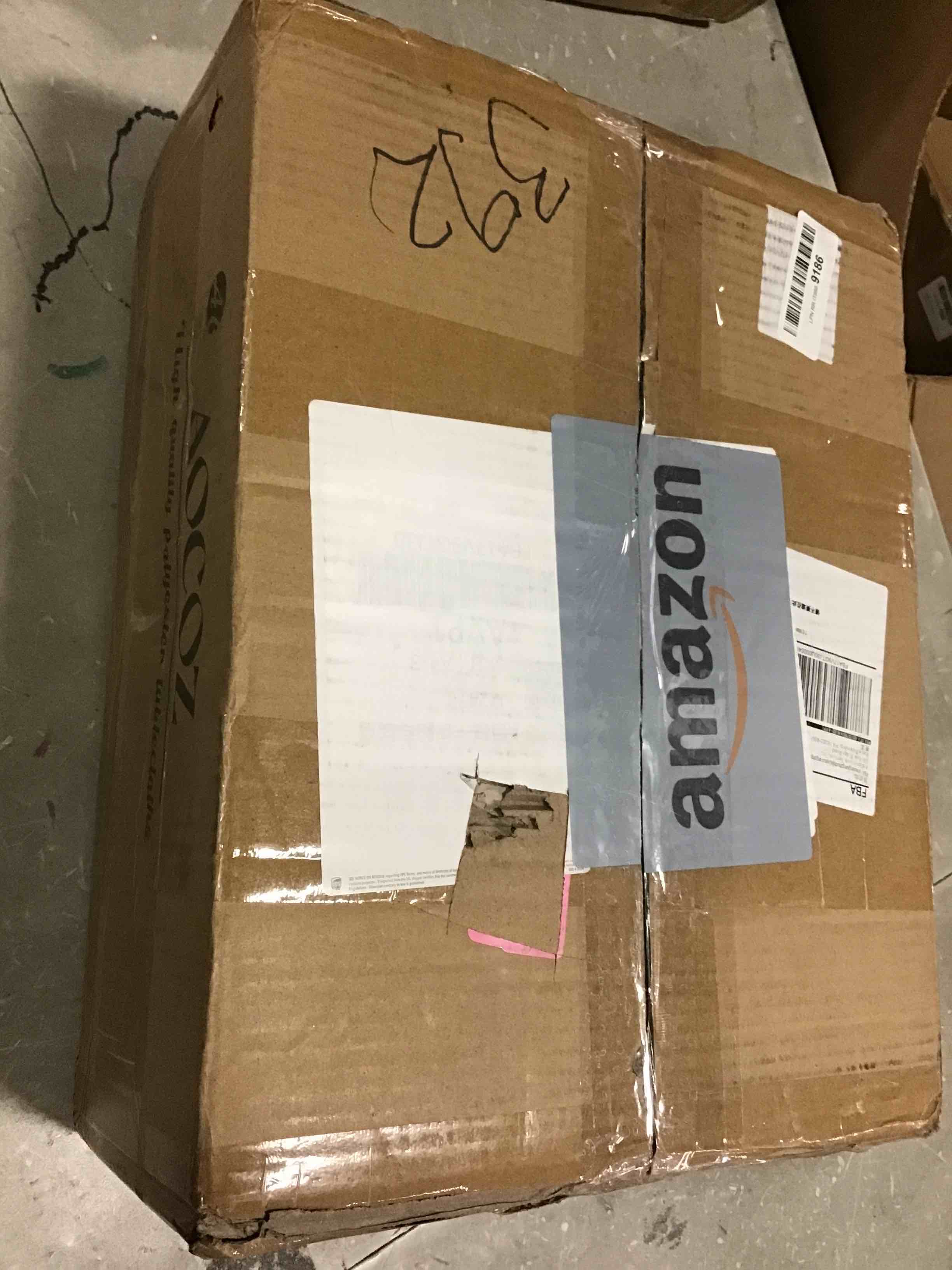 https://s3.amazonaws.com/lotting-images-prod/bidfta/BLU6662815_1720035845545.jpeg