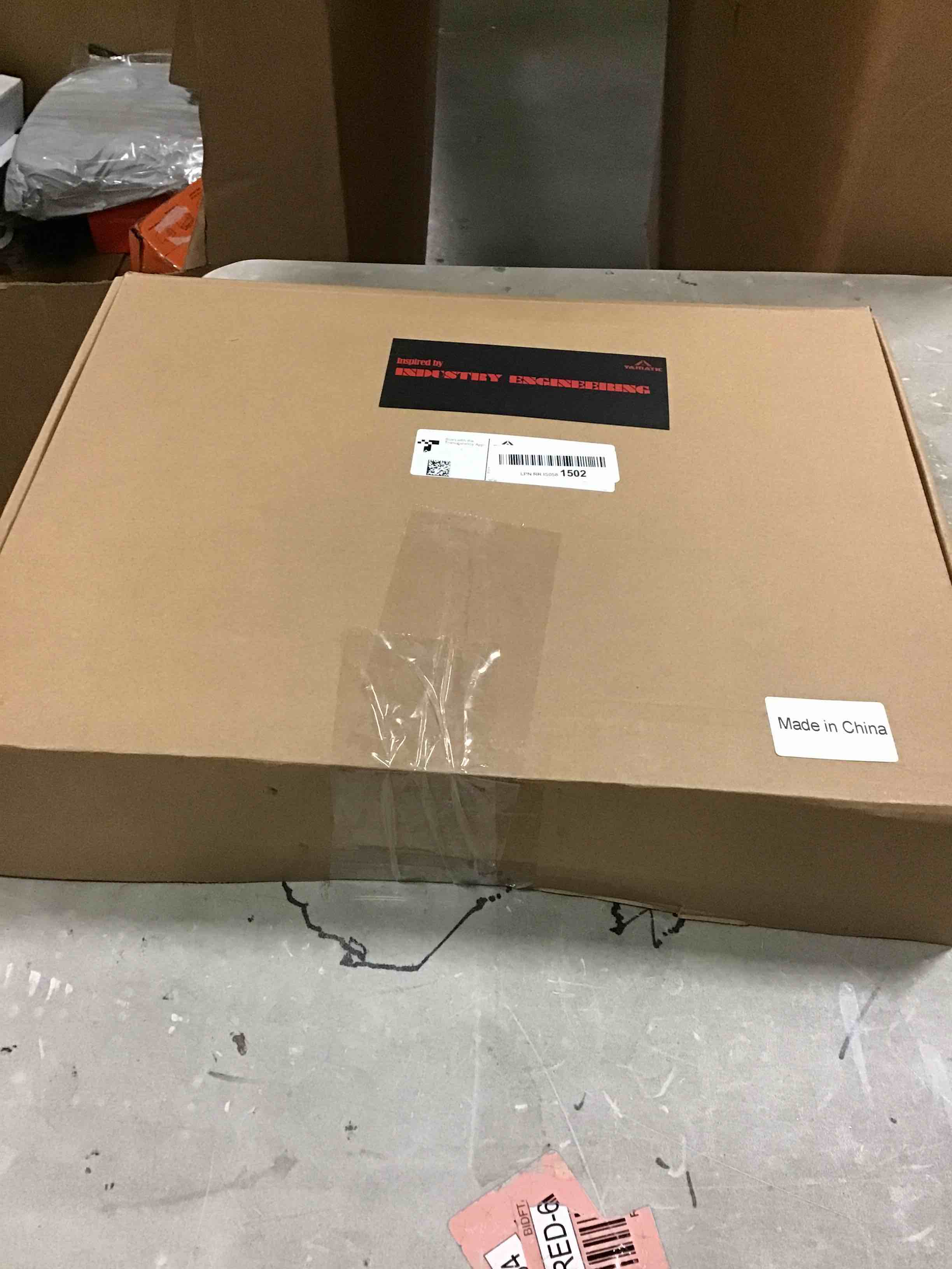 https://s3.amazonaws.com/lotting-images-prod/bidfta/BLU6662838_1720442473029.jpeg