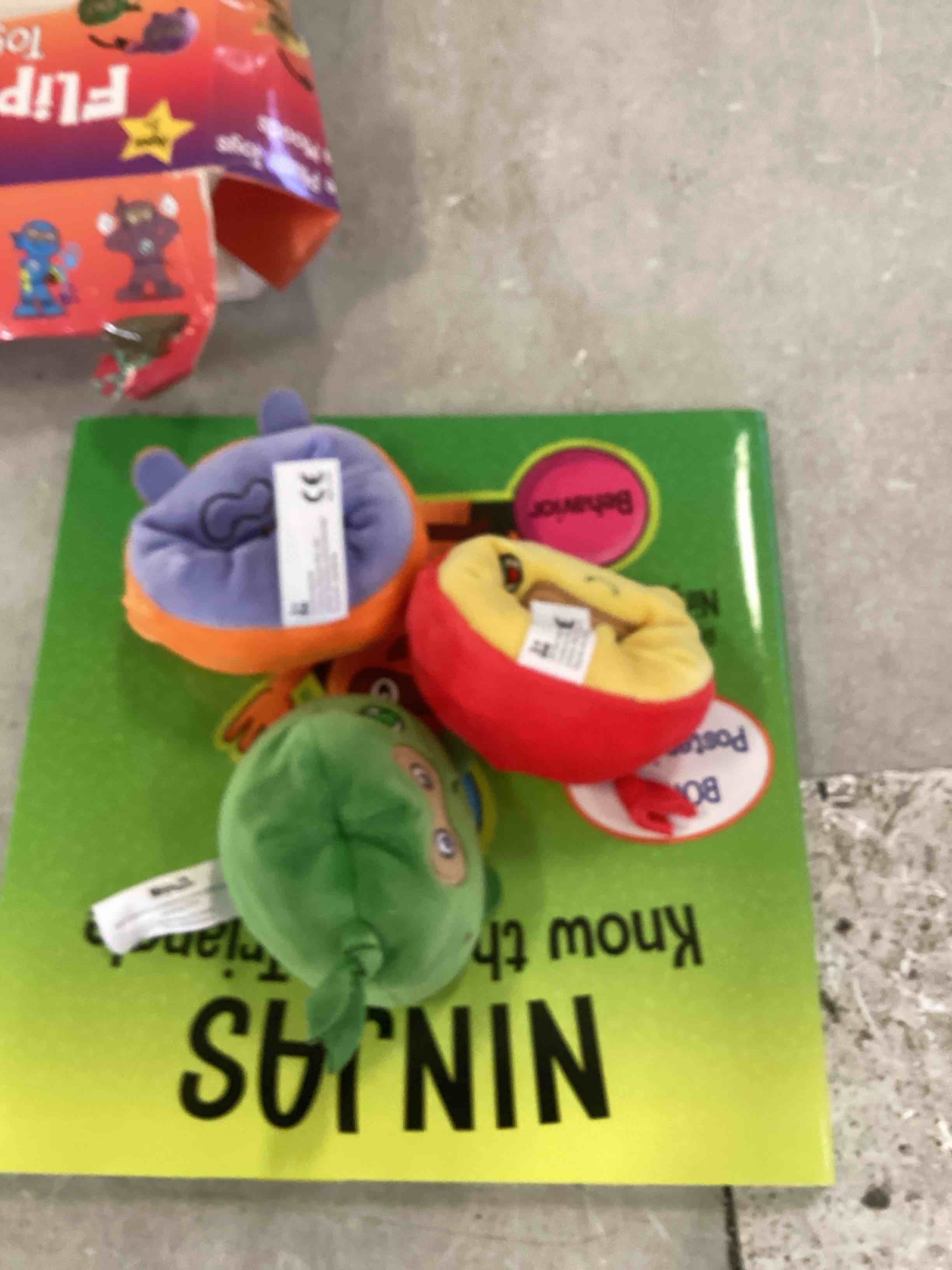 https://s3.amazonaws.com/lotting-images-prod/bidfta/BLU6664002_1719579041980.jpeg