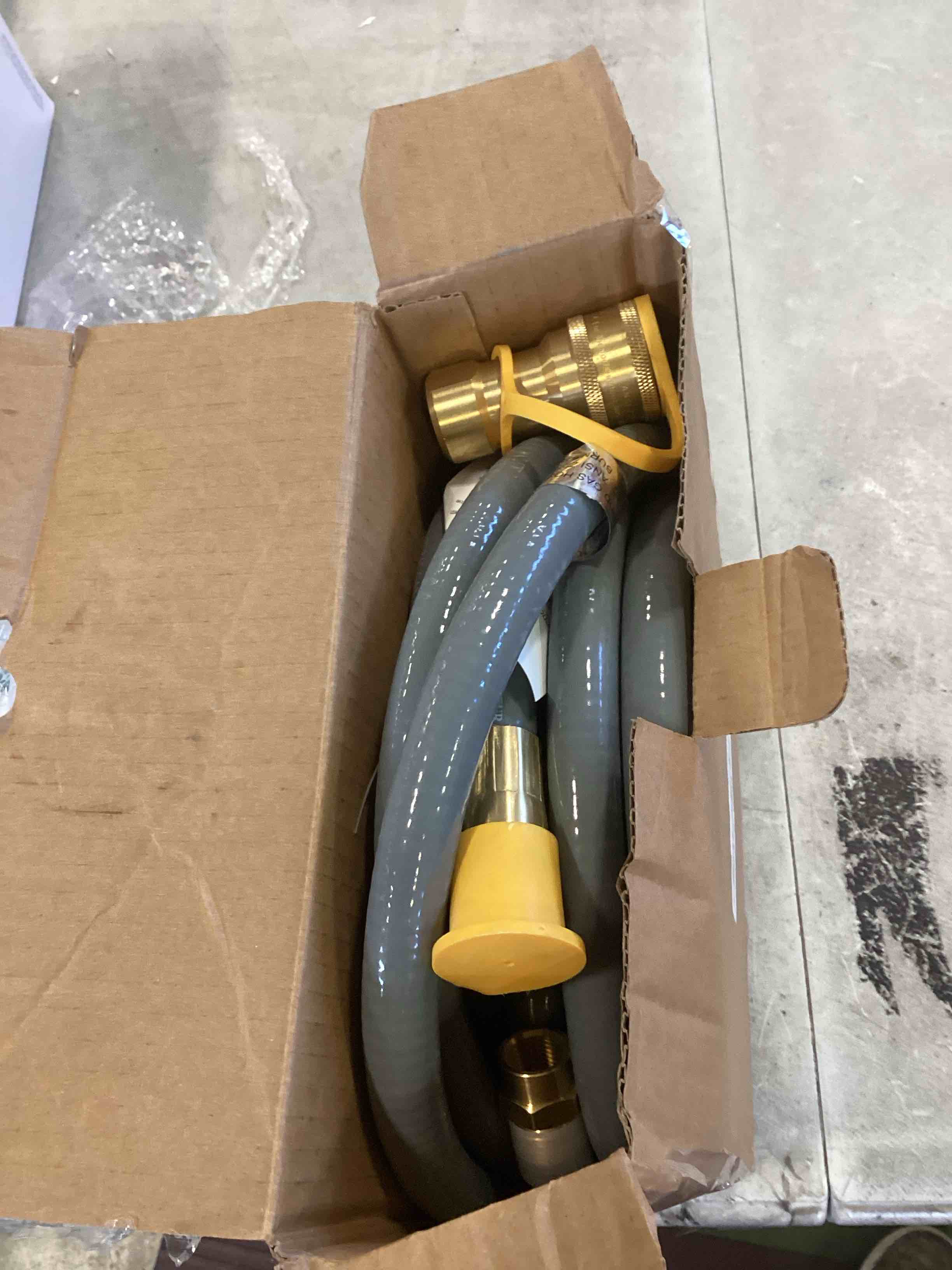 https://s3.amazonaws.com/lotting-images-prod/bidfta/BLU6664040_1719584639187.jpeg