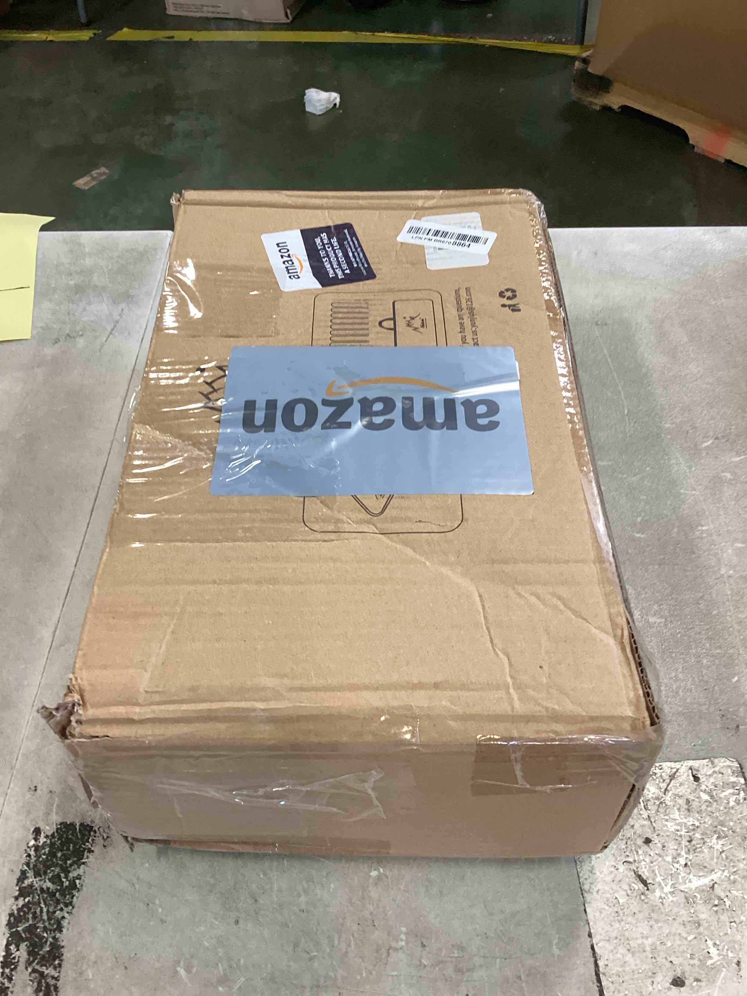 https://s3.amazonaws.com/lotting-images-prod/bidfta/BLU6664474_1719941707578.jpeg