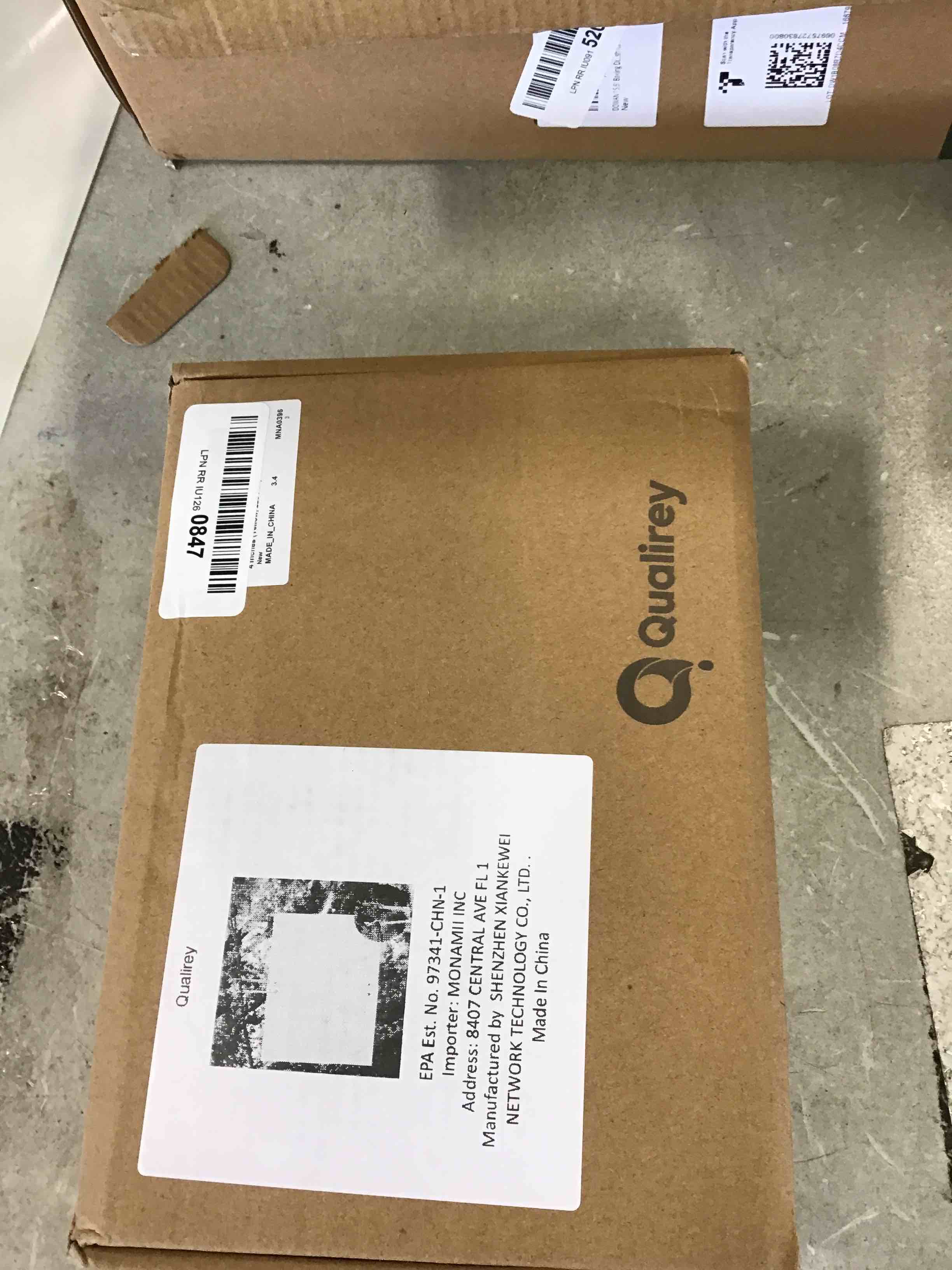 https://s3.amazonaws.com/lotting-images-prod/bidfta/BLU6664681_1720018818402.jpeg