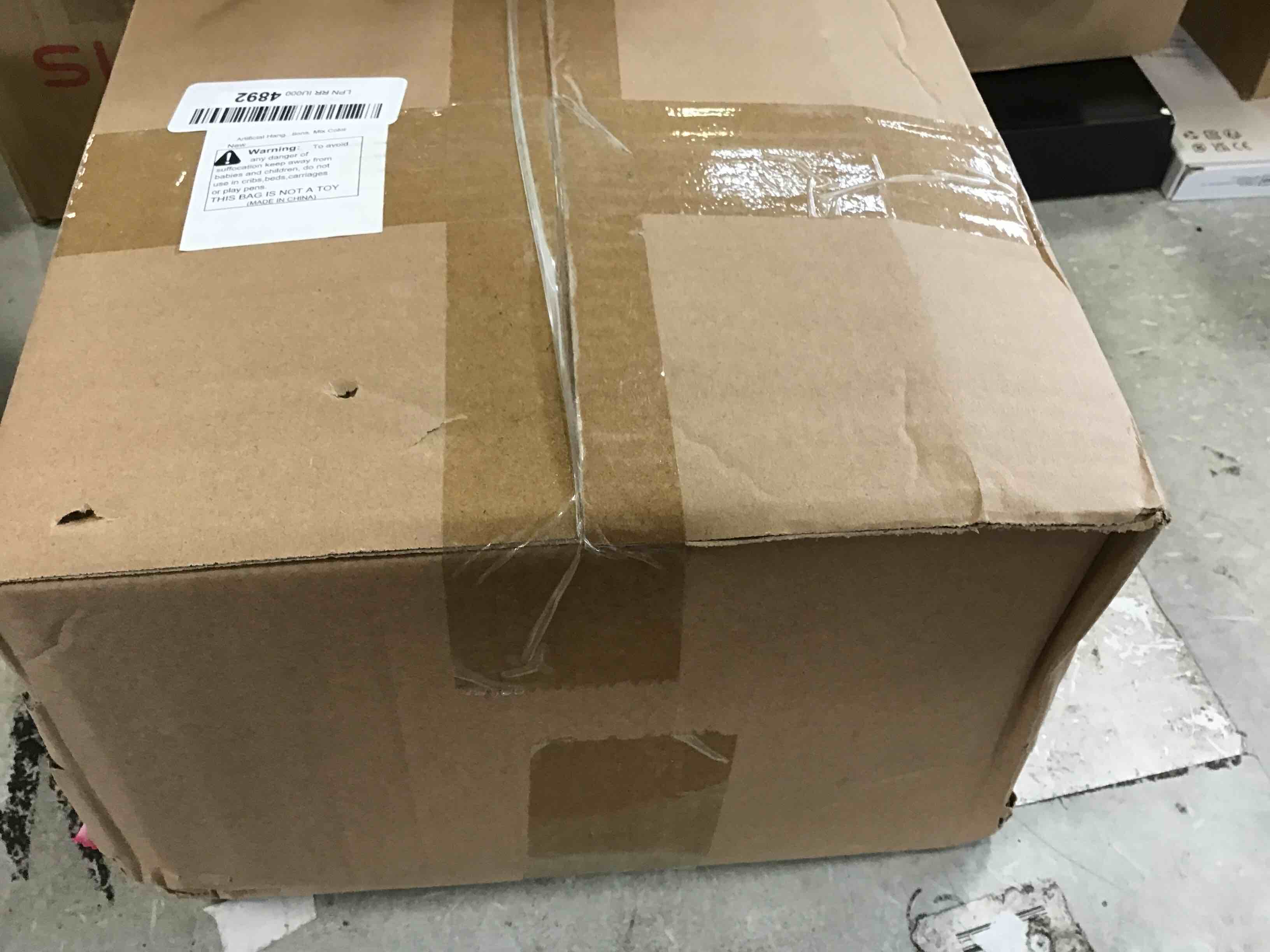 https://s3.amazonaws.com/lotting-images-prod/bidfta/BLU6664820_1720033557850.jpeg
