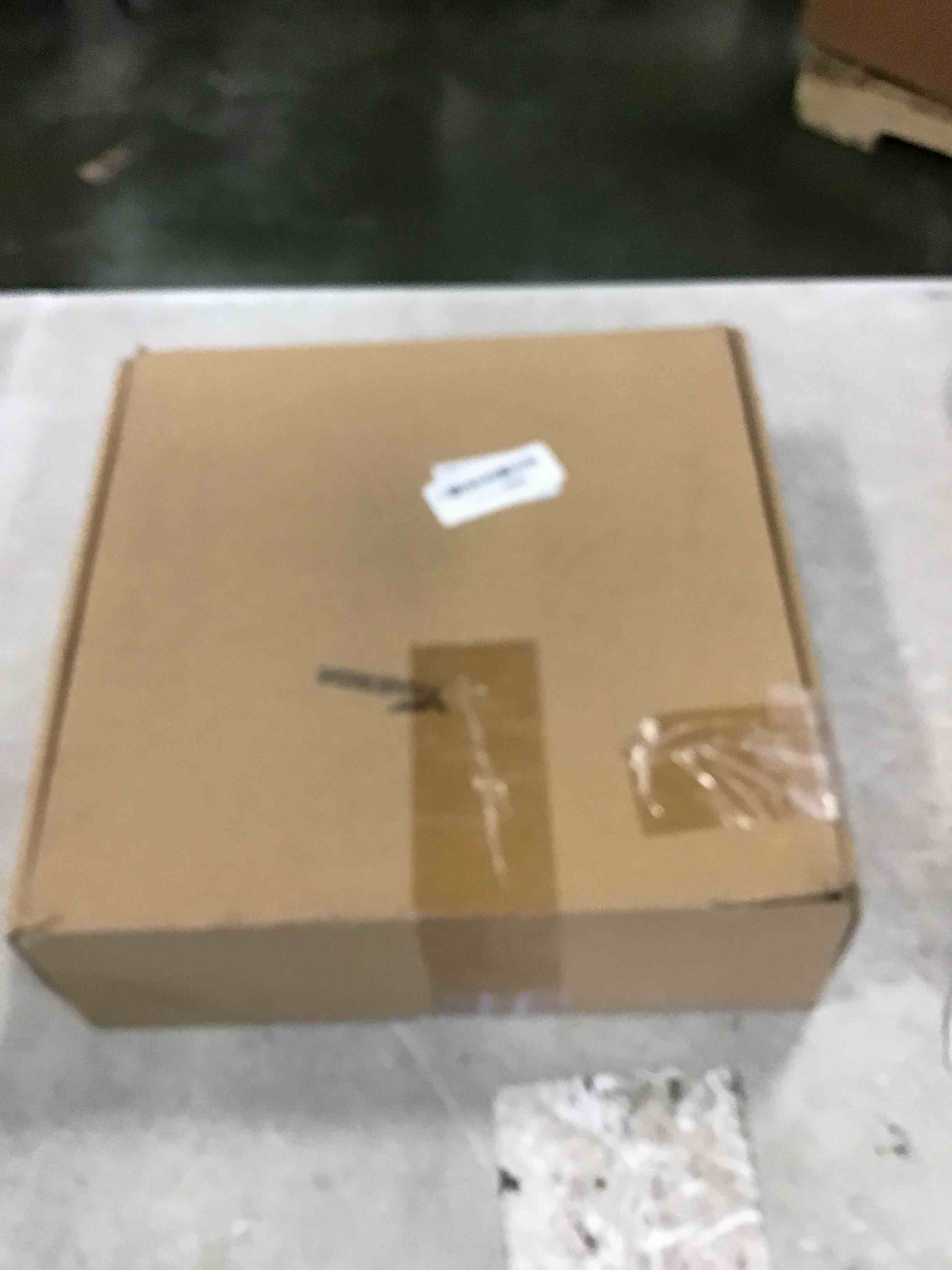 https://s3.amazonaws.com/lotting-images-prod/bidfta/BLU6664832_1720034450143.jpeg