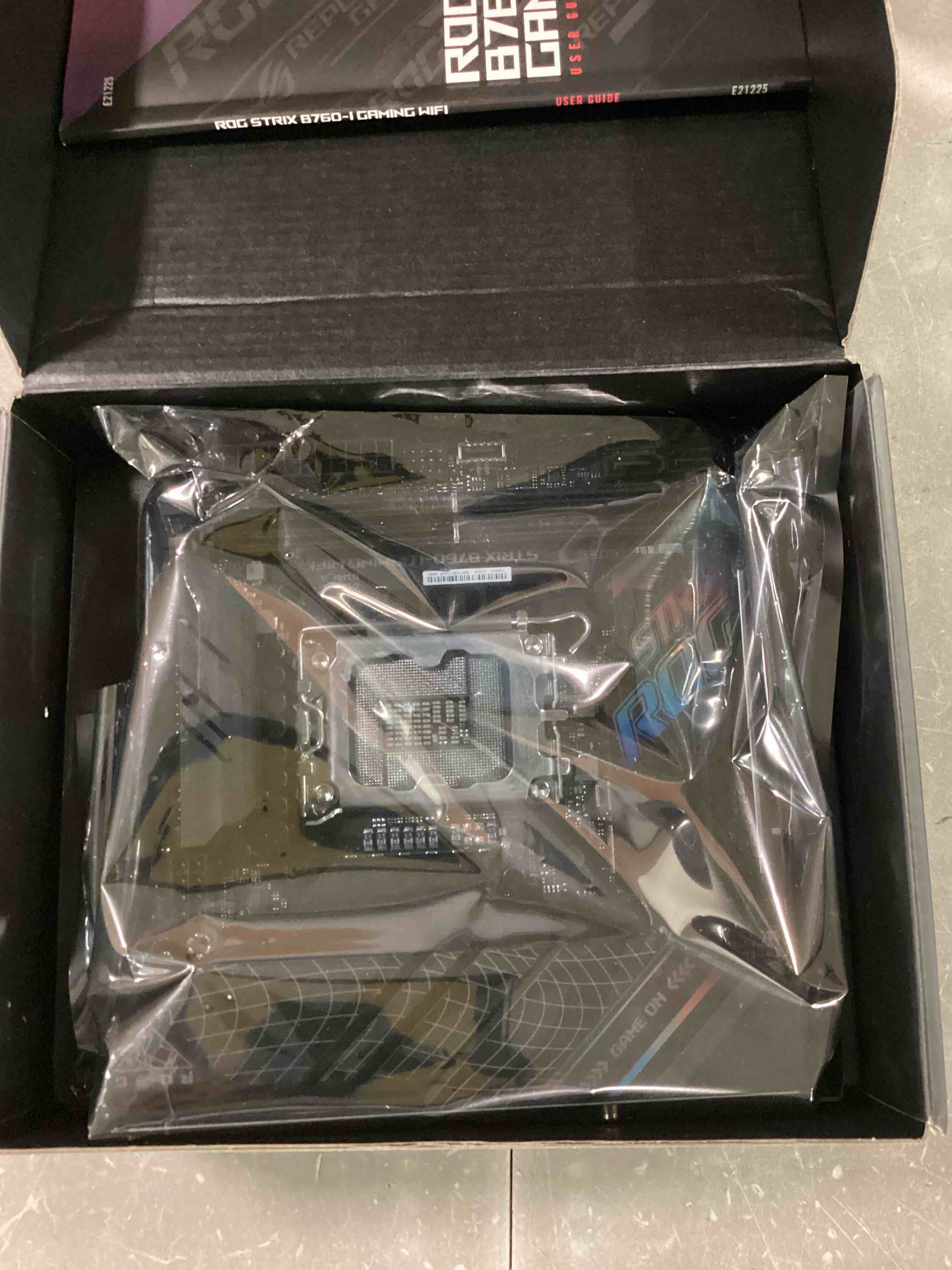 https://s3.amazonaws.com/lotting-images-prod/bidfta/BLU6665046_1719580938889.jpeg