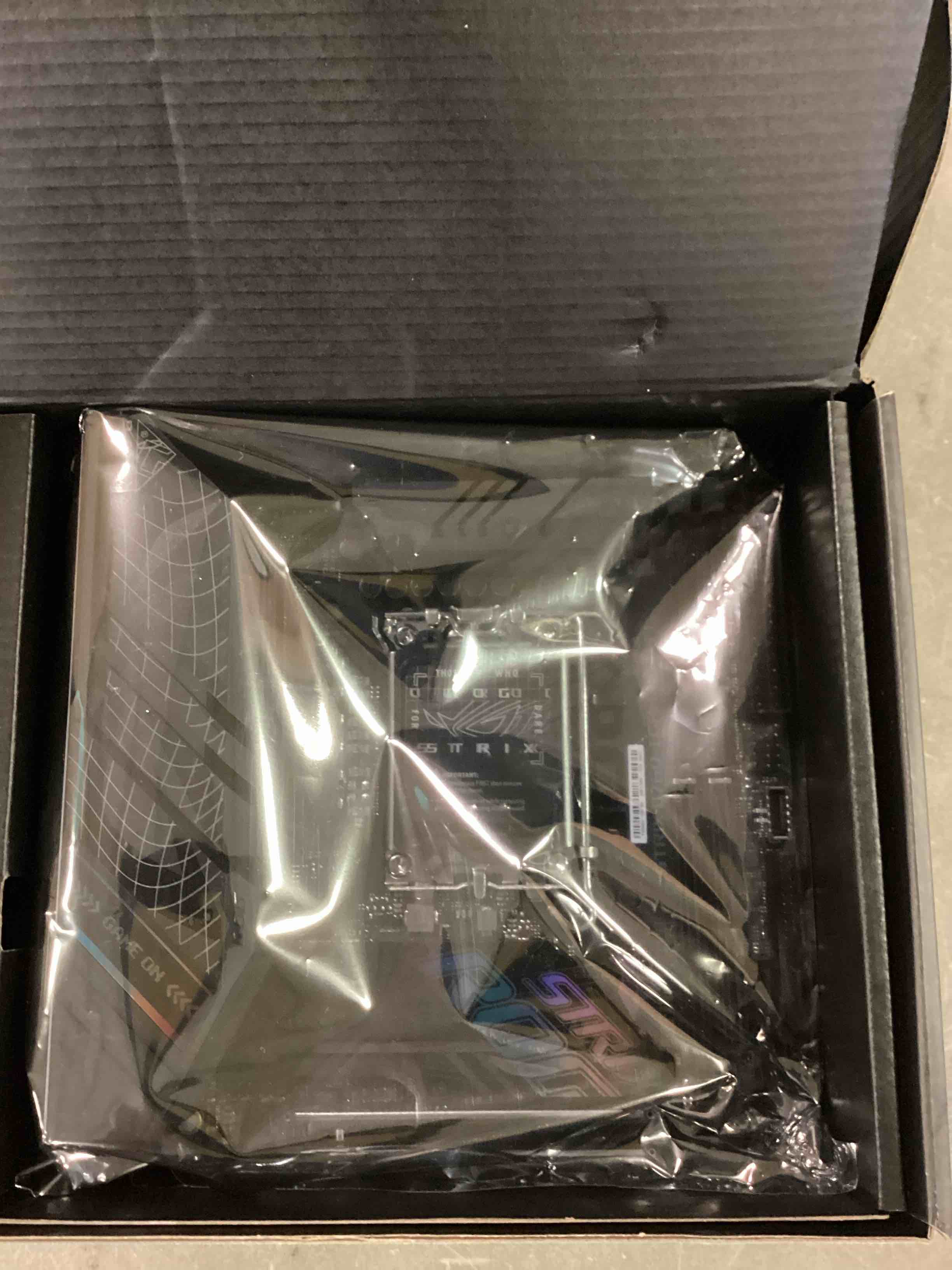 https://s3.amazonaws.com/lotting-images-prod/bidfta/BLU6665344_1719849161818.jpeg