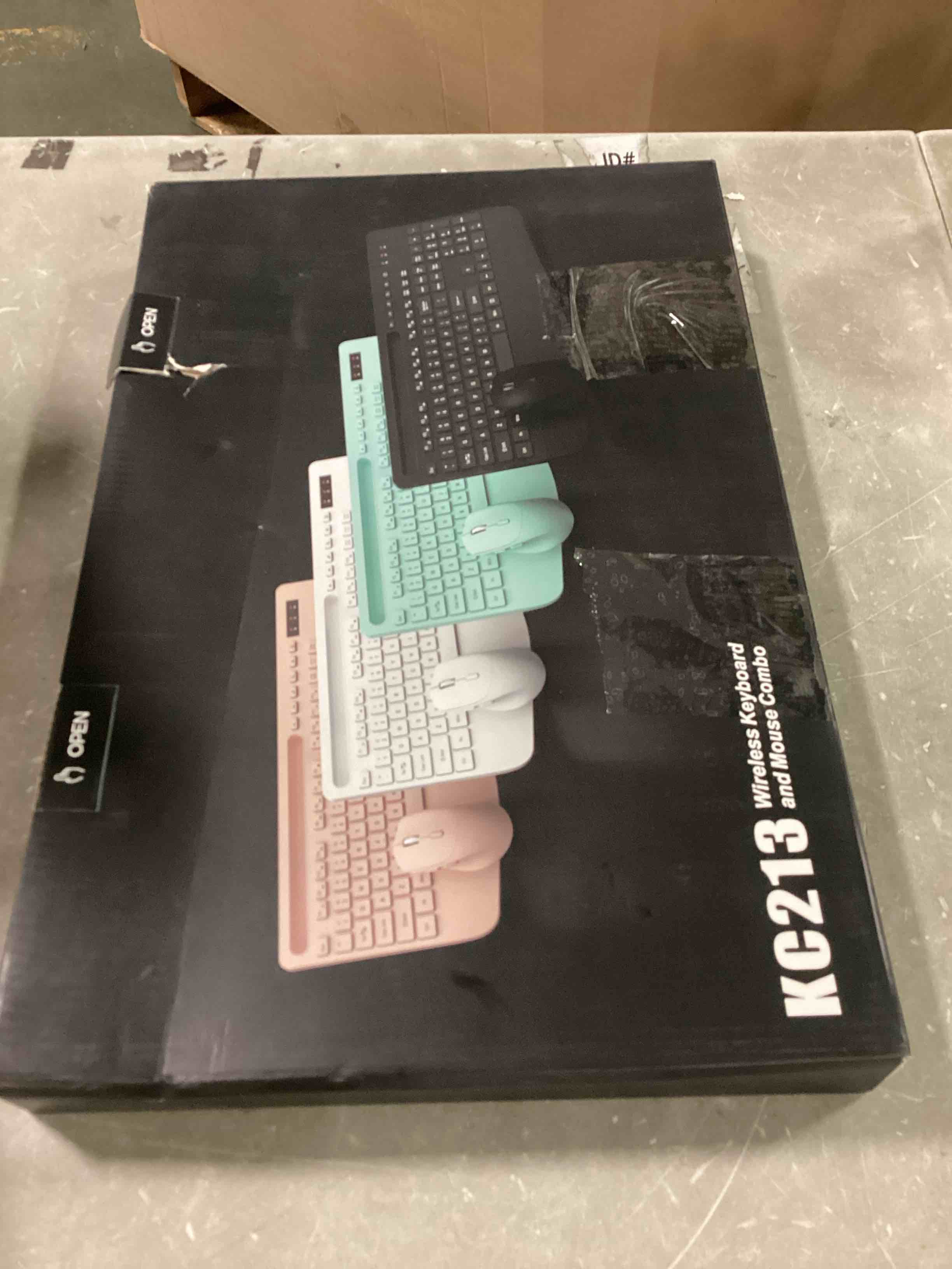https://s3.amazonaws.com/lotting-images-prod/bidfta/BLU6665410_1719860859830.jpeg
