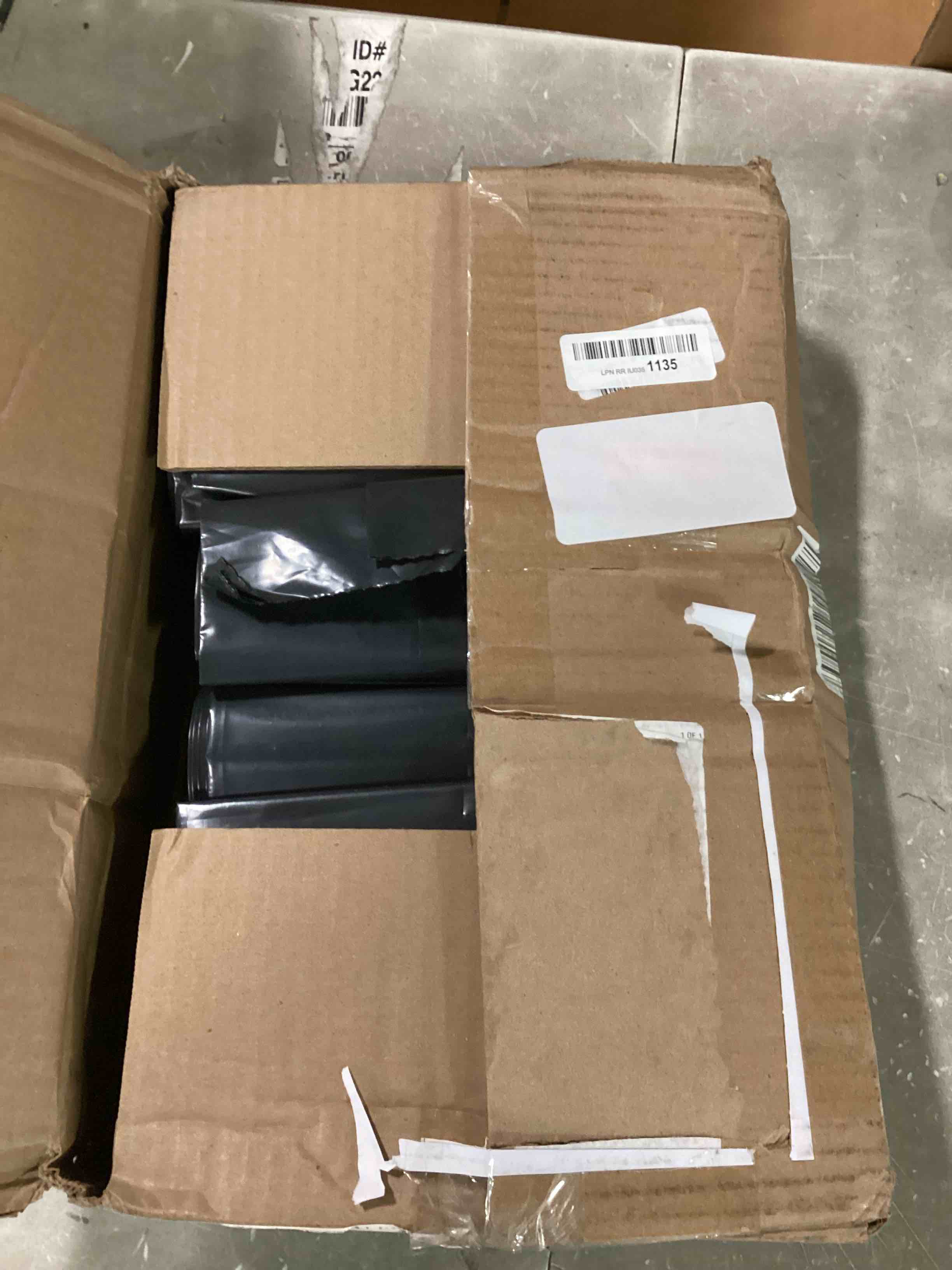 https://s3.amazonaws.com/lotting-images-prod/bidfta/BLU6666081_1720034862982.jpeg