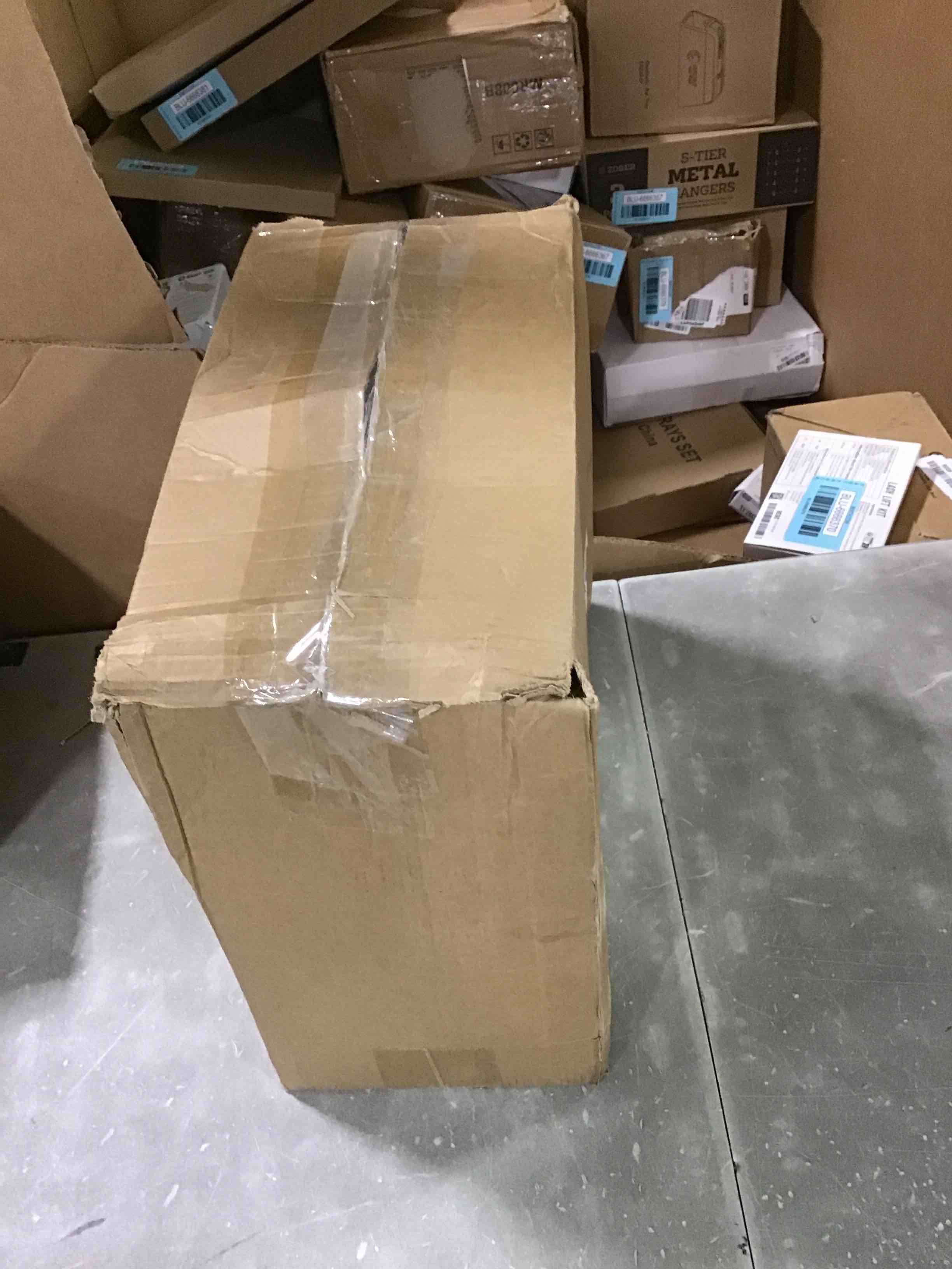 https://s3.amazonaws.com/lotting-images-prod/bidfta/BLU6666383_1720206763931.jpeg