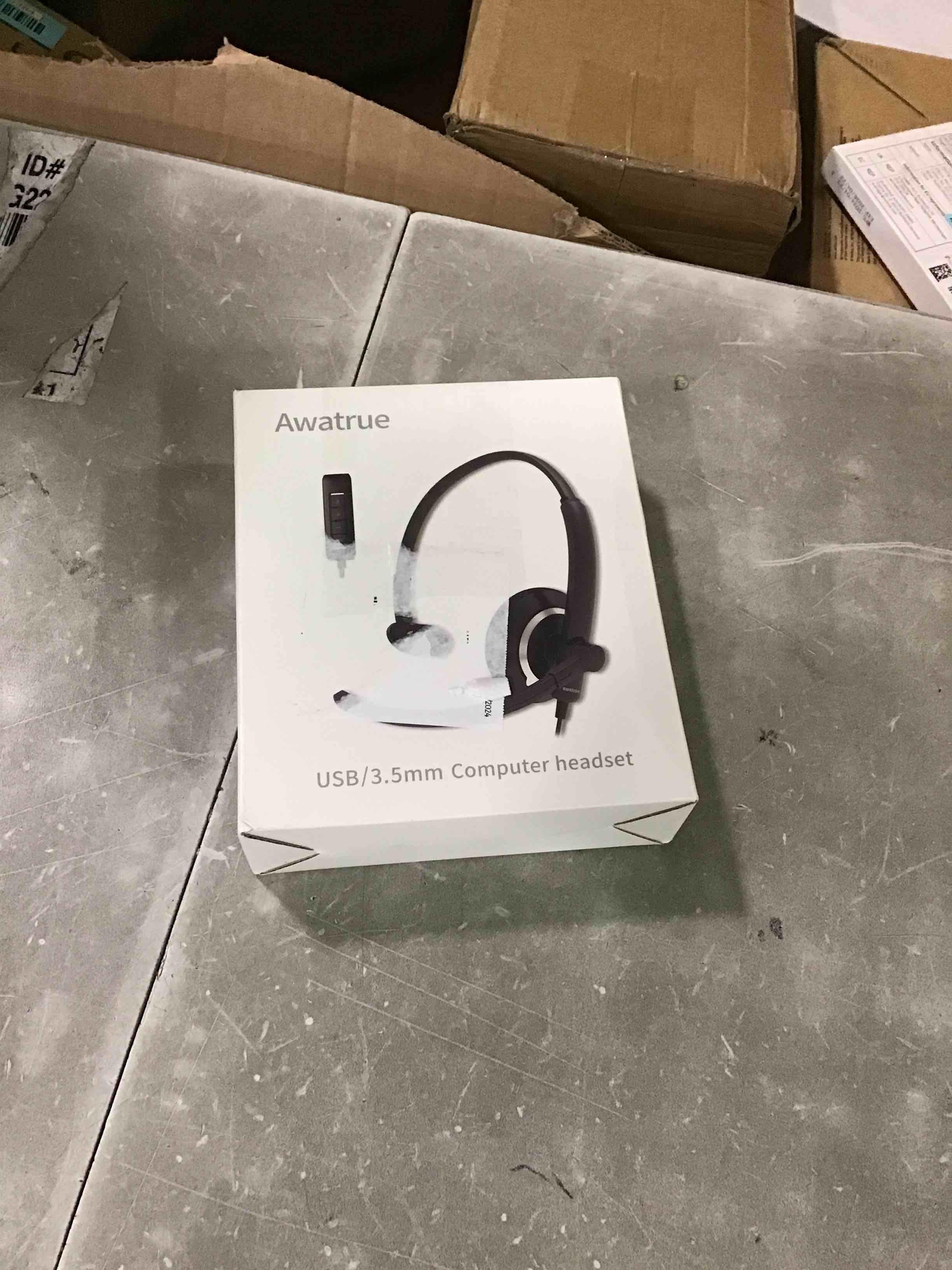 https://s3.amazonaws.com/lotting-images-prod/bidfta/BLU6666387_1720207191637.jpeg