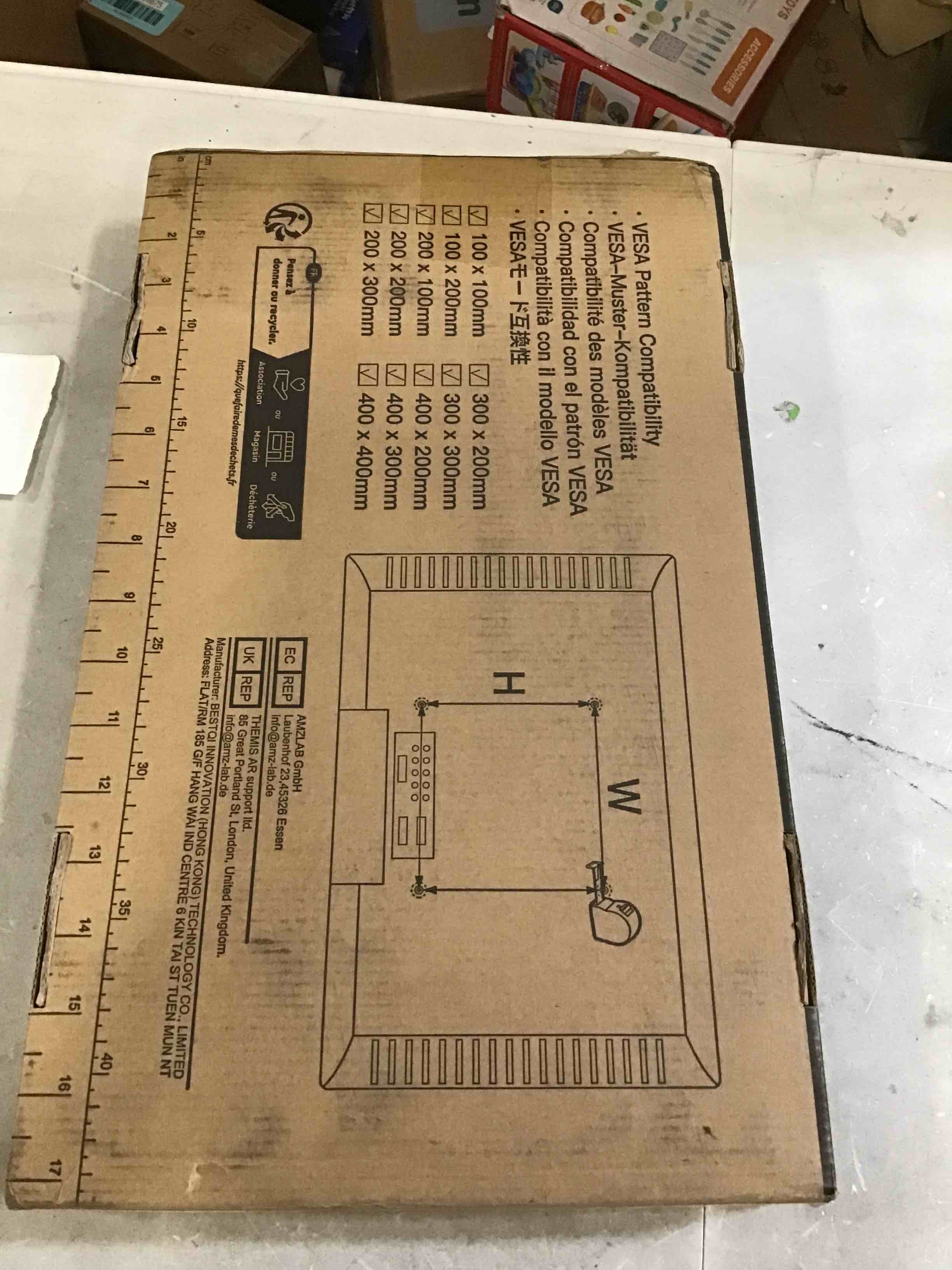 https://s3.amazonaws.com/lotting-images-prod/bidfta/BLU6666681_1720036172907.jpeg
