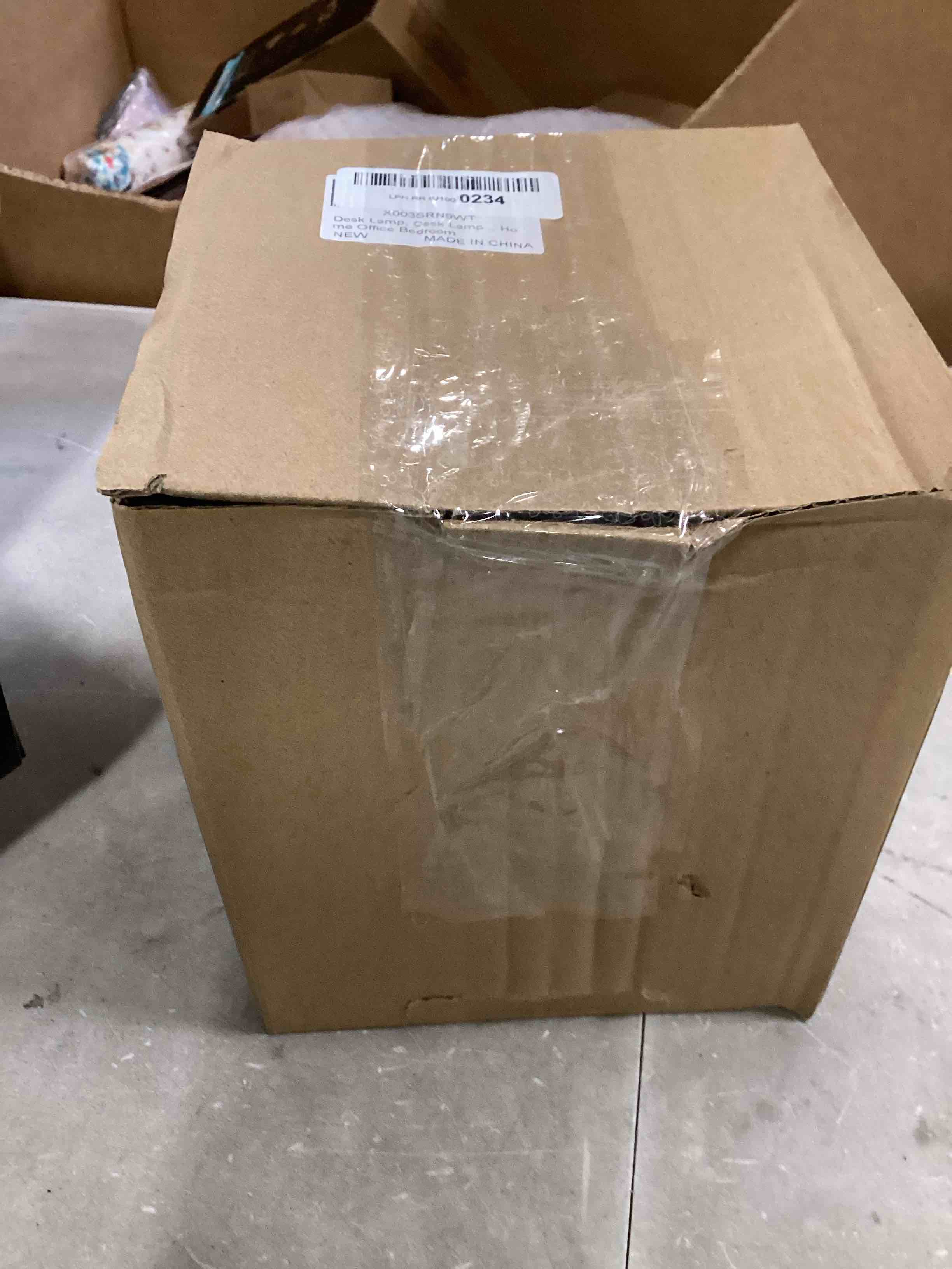 https://s3.amazonaws.com/lotting-images-prod/bidfta/BLU6666930_1720206297165.jpeg