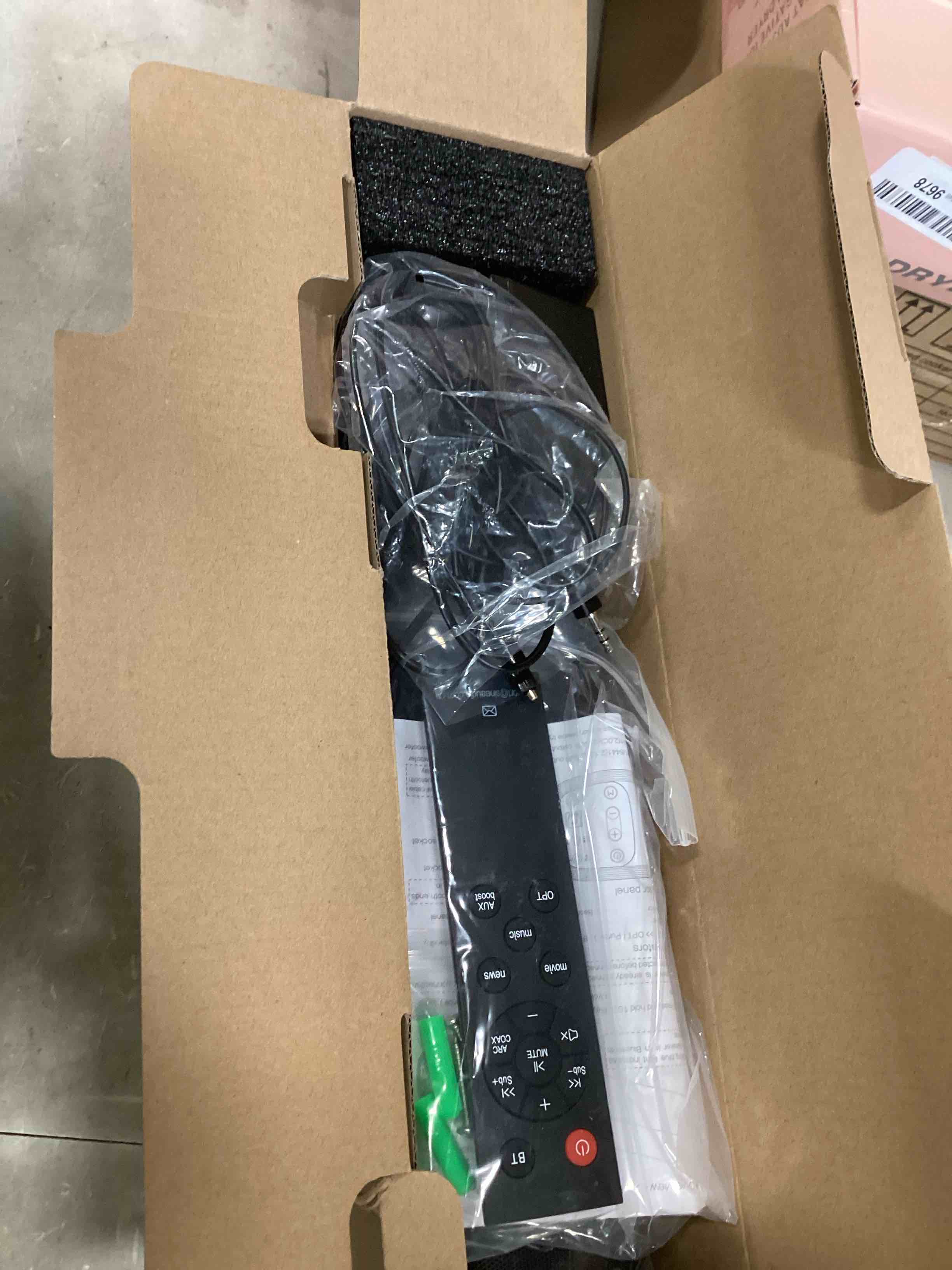 https://s3.amazonaws.com/lotting-images-prod/bidfta/BLU6666987_1720210000939.jpeg