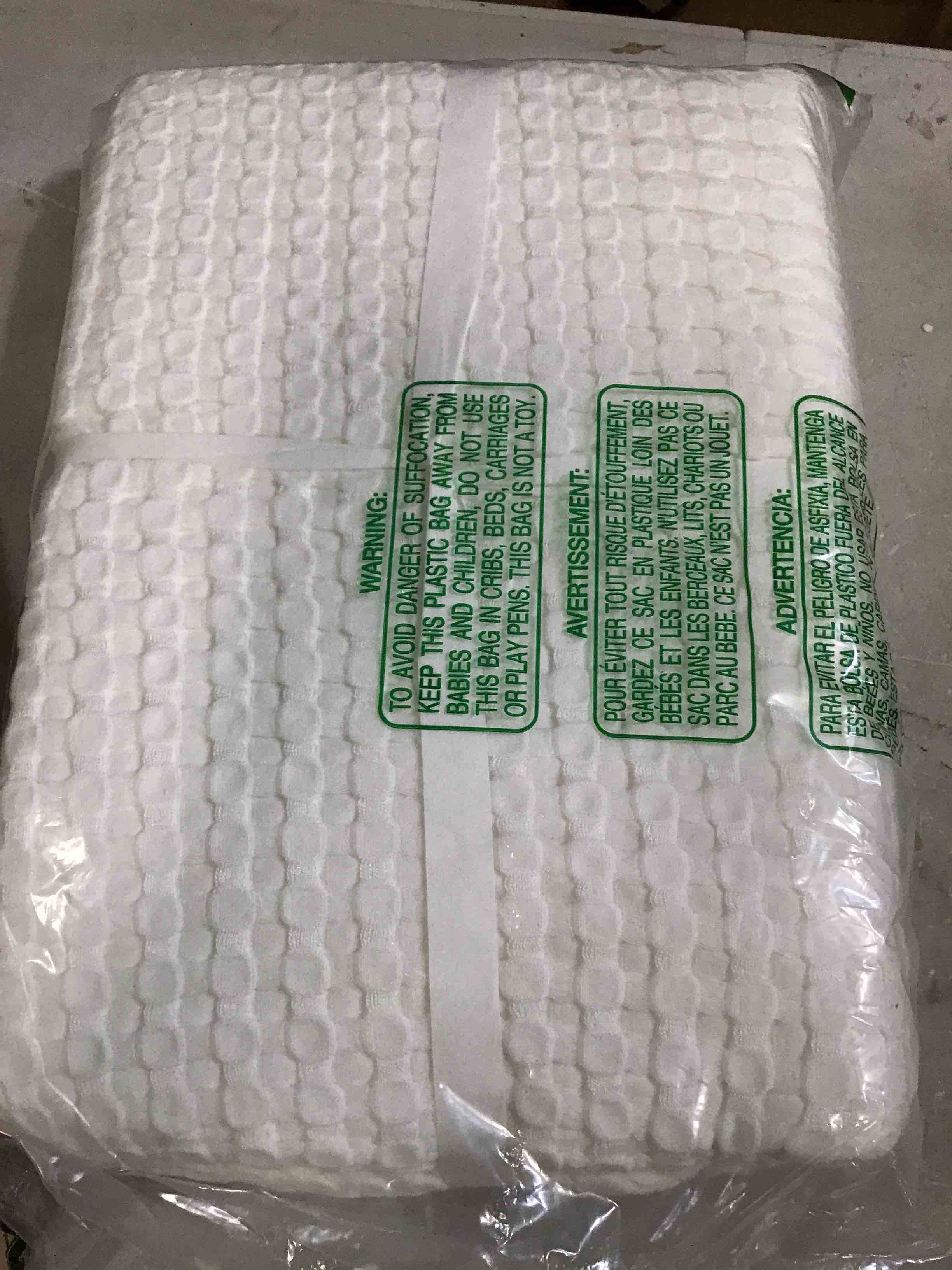 https://s3.amazonaws.com/lotting-images-prod/bidfta/BLU6667209_1720461408167.jpeg