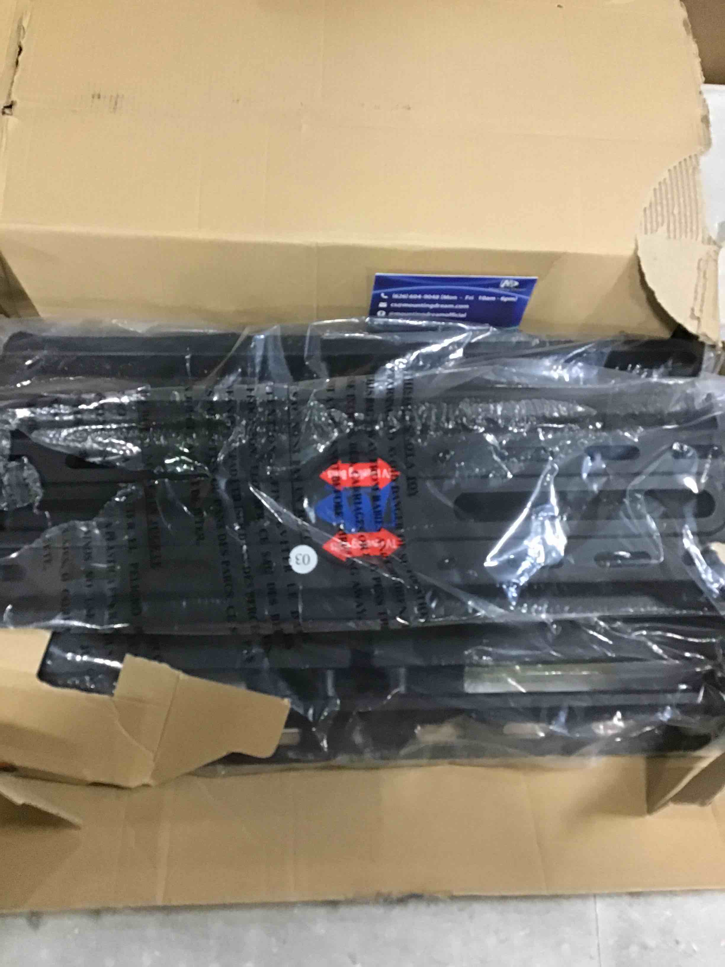 https://s3.amazonaws.com/lotting-images-prod/bidfta/BLU6667820_1720633213345.jpeg