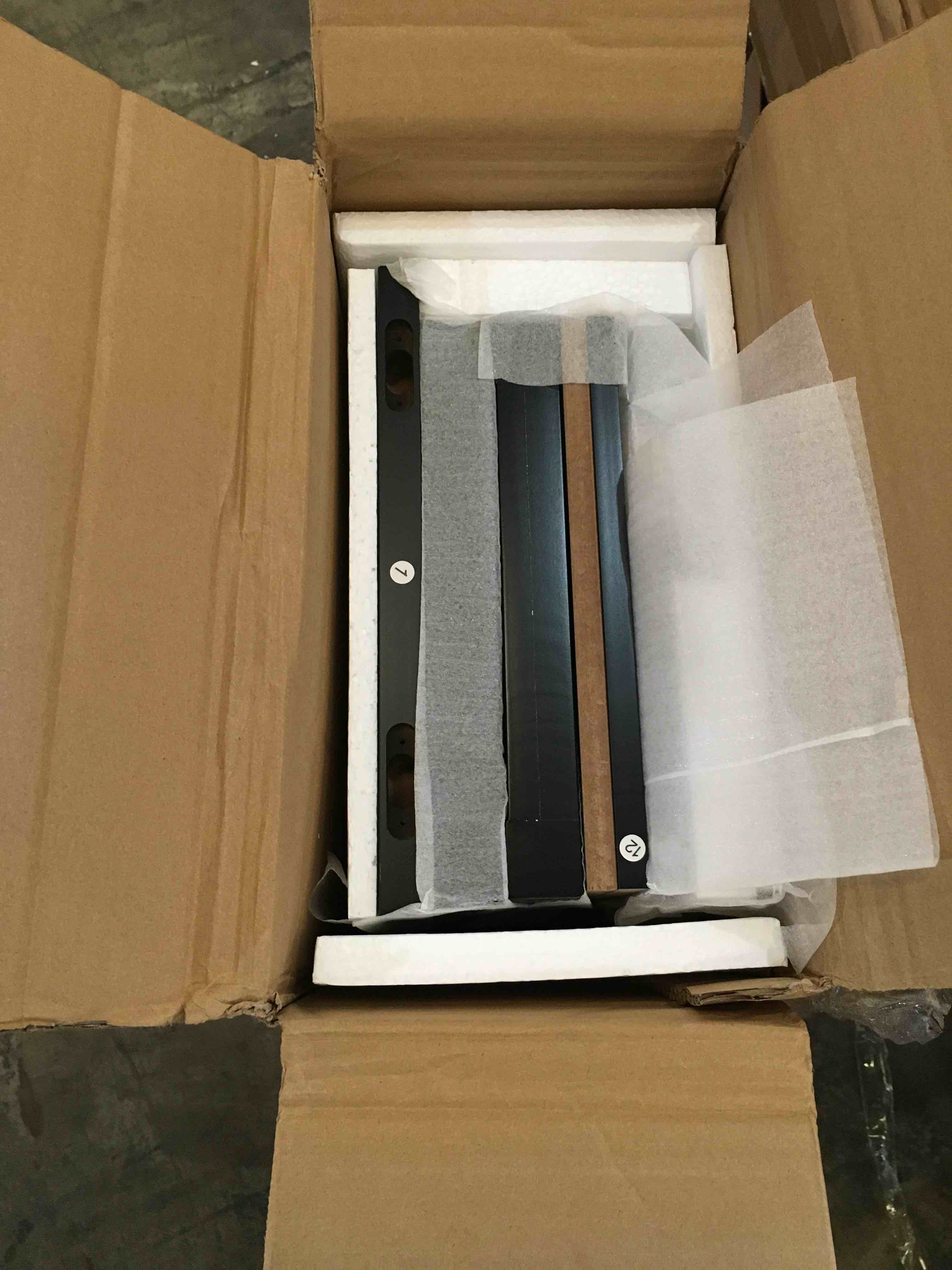 https://s3.amazonaws.com/lotting-images-prod/bidfta/BLU6680160_1727970465579.jpeg