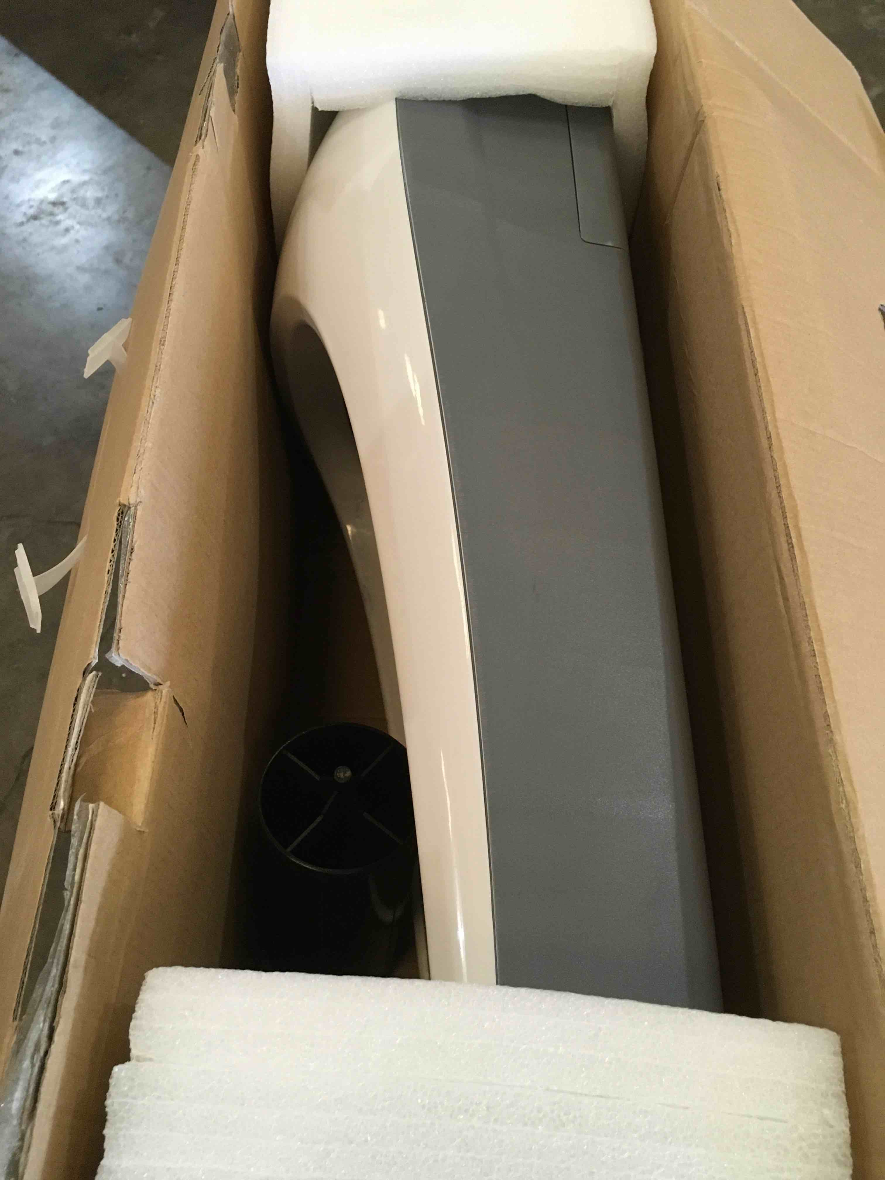 https://s3.amazonaws.com/lotting-images-prod/bidfta/BLU6680434_1728488621007.jpeg