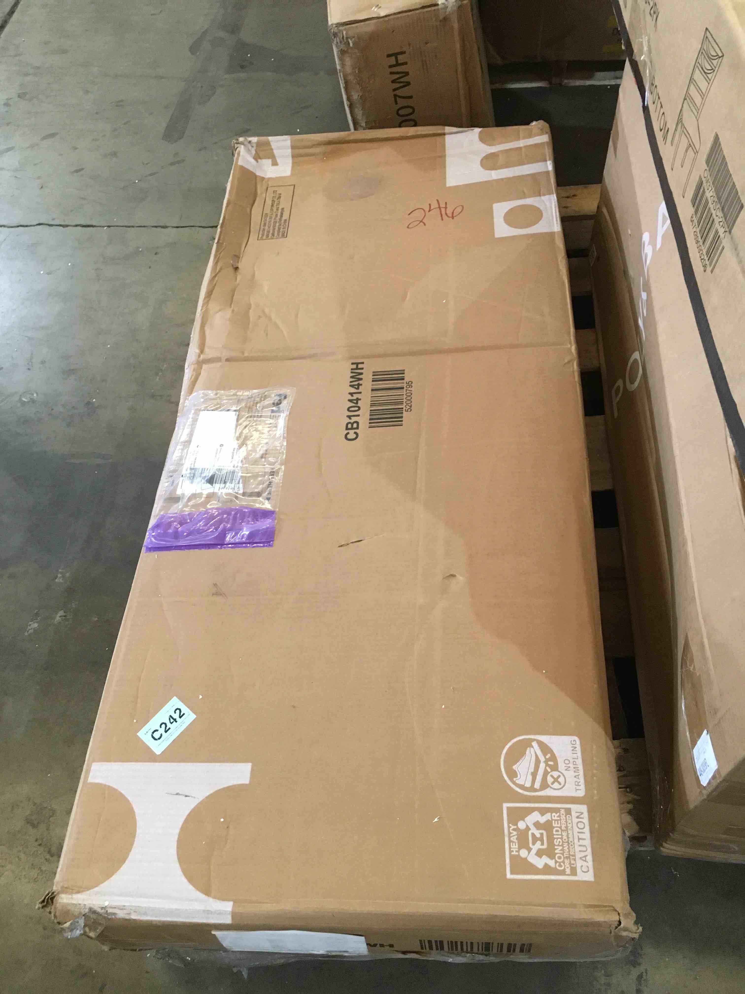 https://s3.amazonaws.com/lotting-images-prod/bidfta/BLU6680792_1729103103458.jpeg