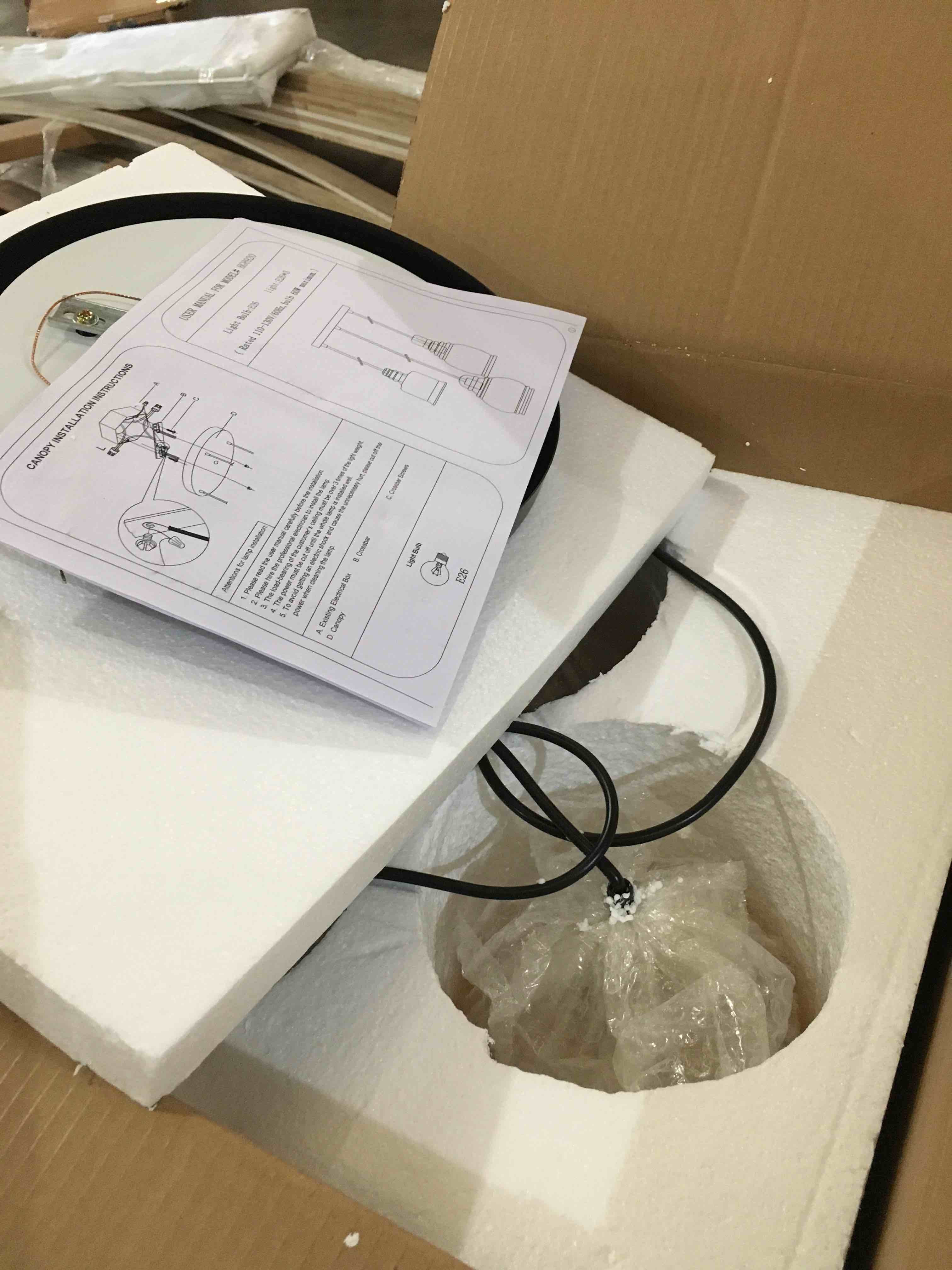 https://s3.amazonaws.com/lotting-images-prod/bidfta/BLU6682041_1726599846730.jpeg
