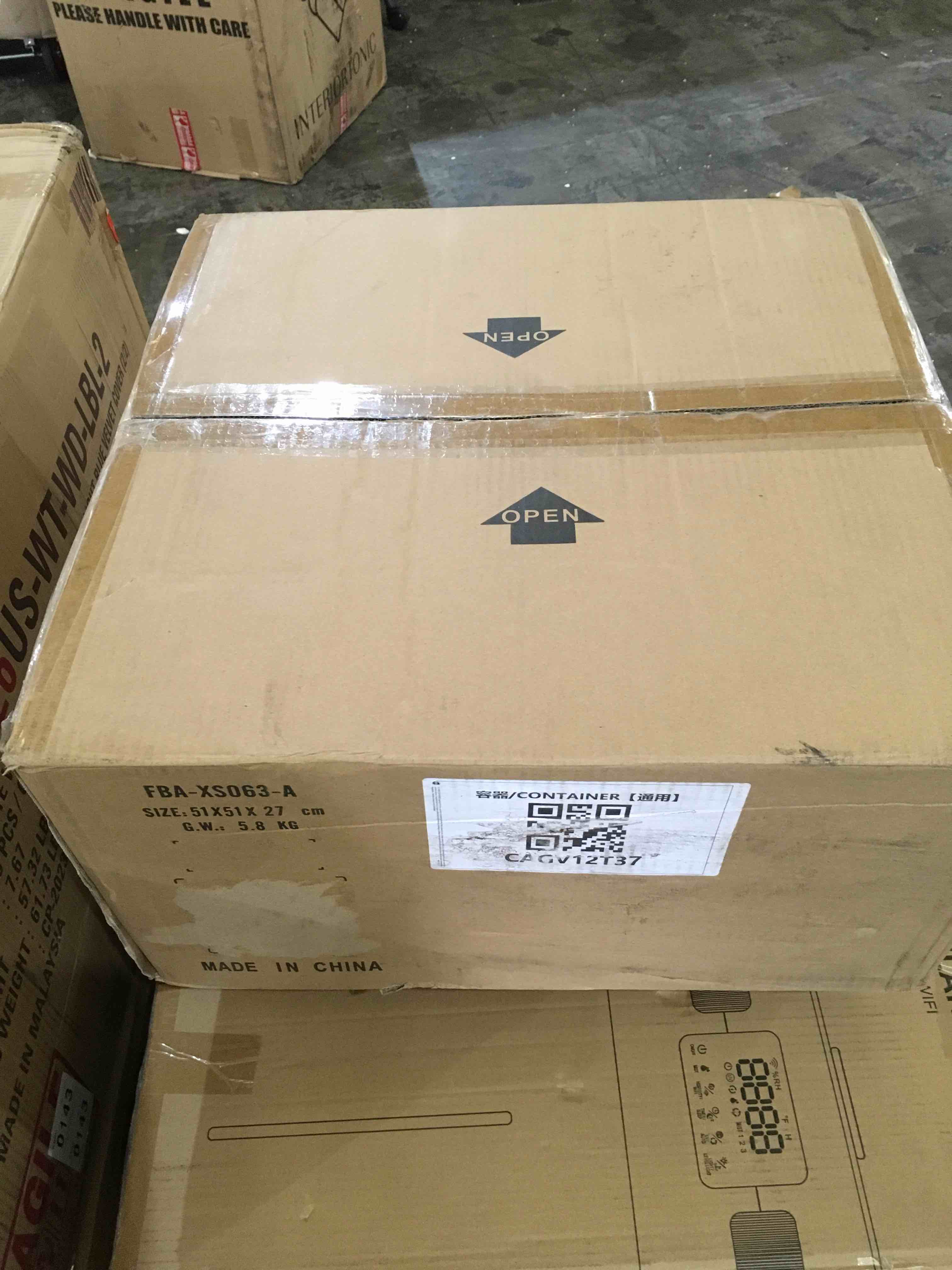 https://s3.amazonaws.com/lotting-images-prod/bidfta/BLU6682802_1727716378391.jpeg