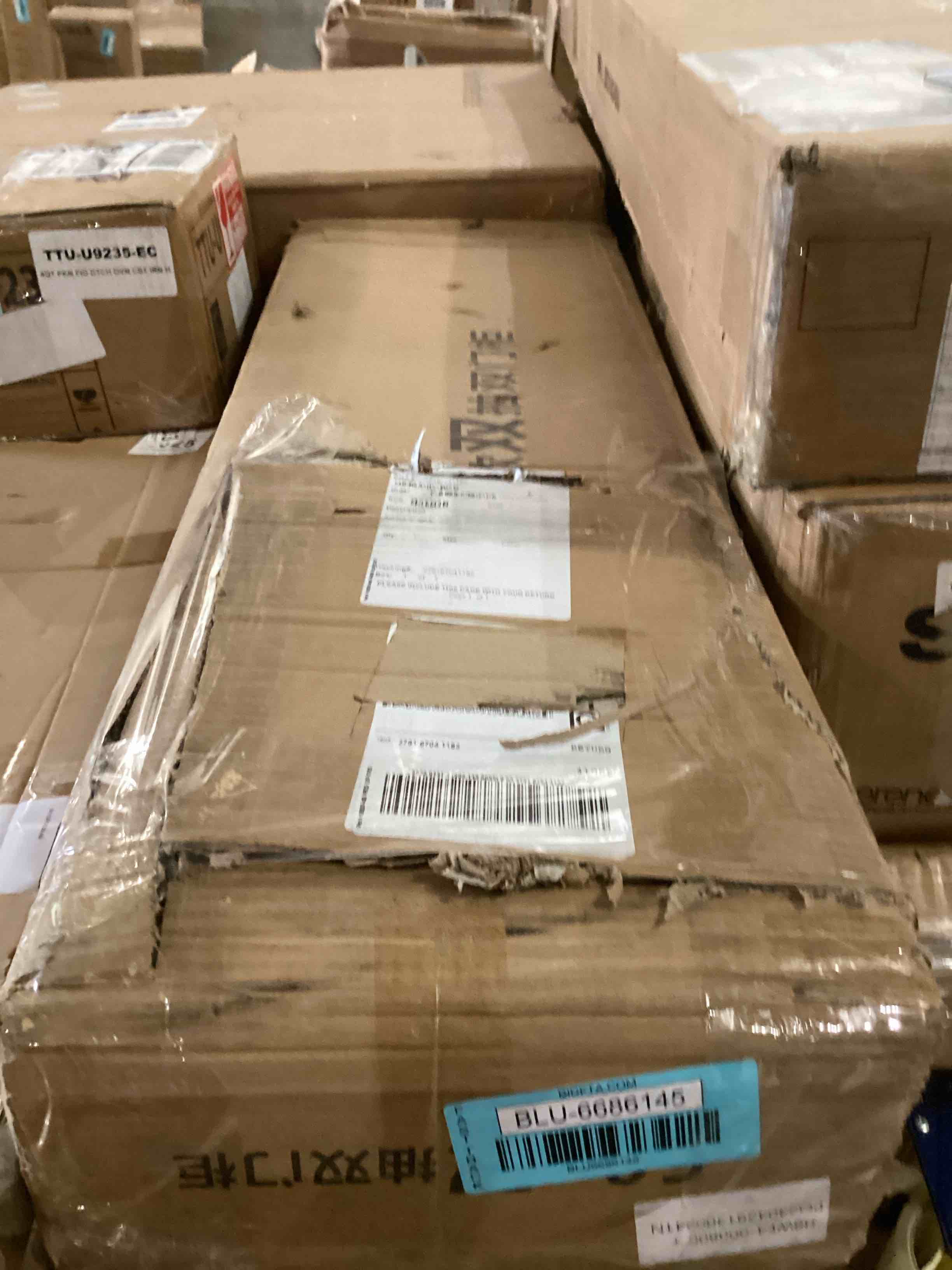 https://s3.amazonaws.com/lotting-images-prod/bidfta/BLU6686145_1727293368719.jpeg