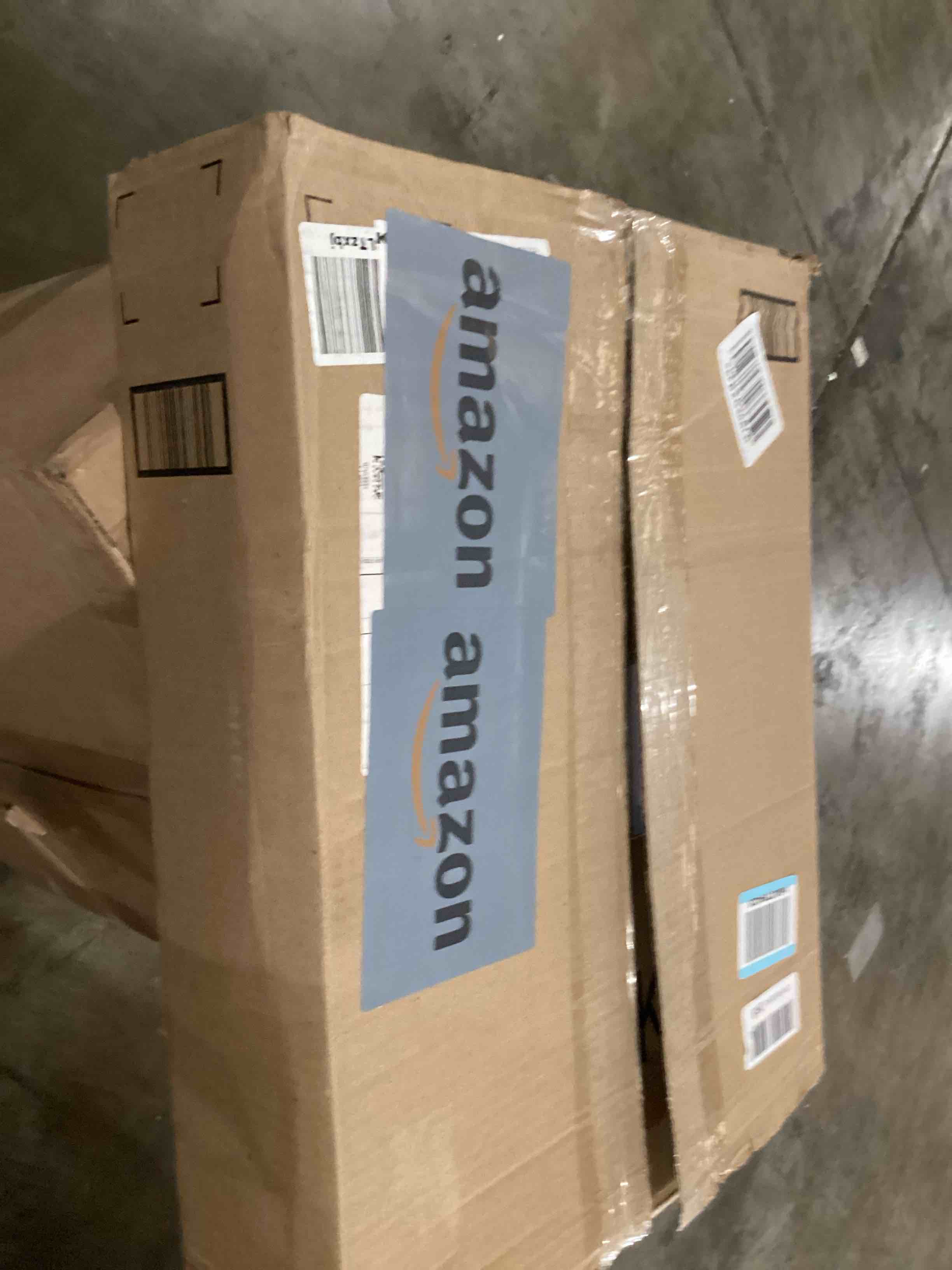 https://s3.amazonaws.com/lotting-images-prod/bidfta/BLU6686175_1727703268684.jpeg